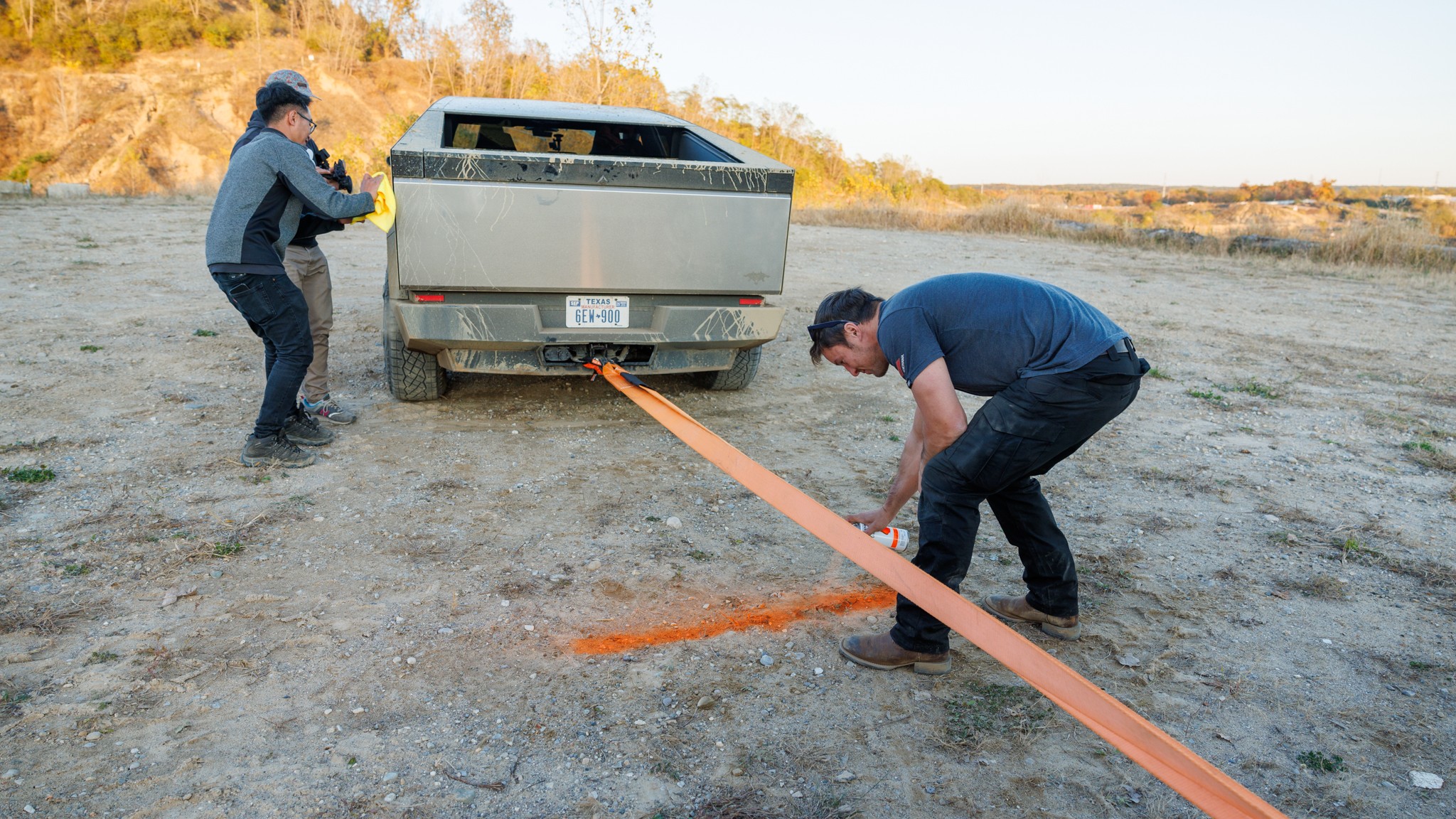 008 TugOfWar Cyberbeast vs R1T TOTY 2025