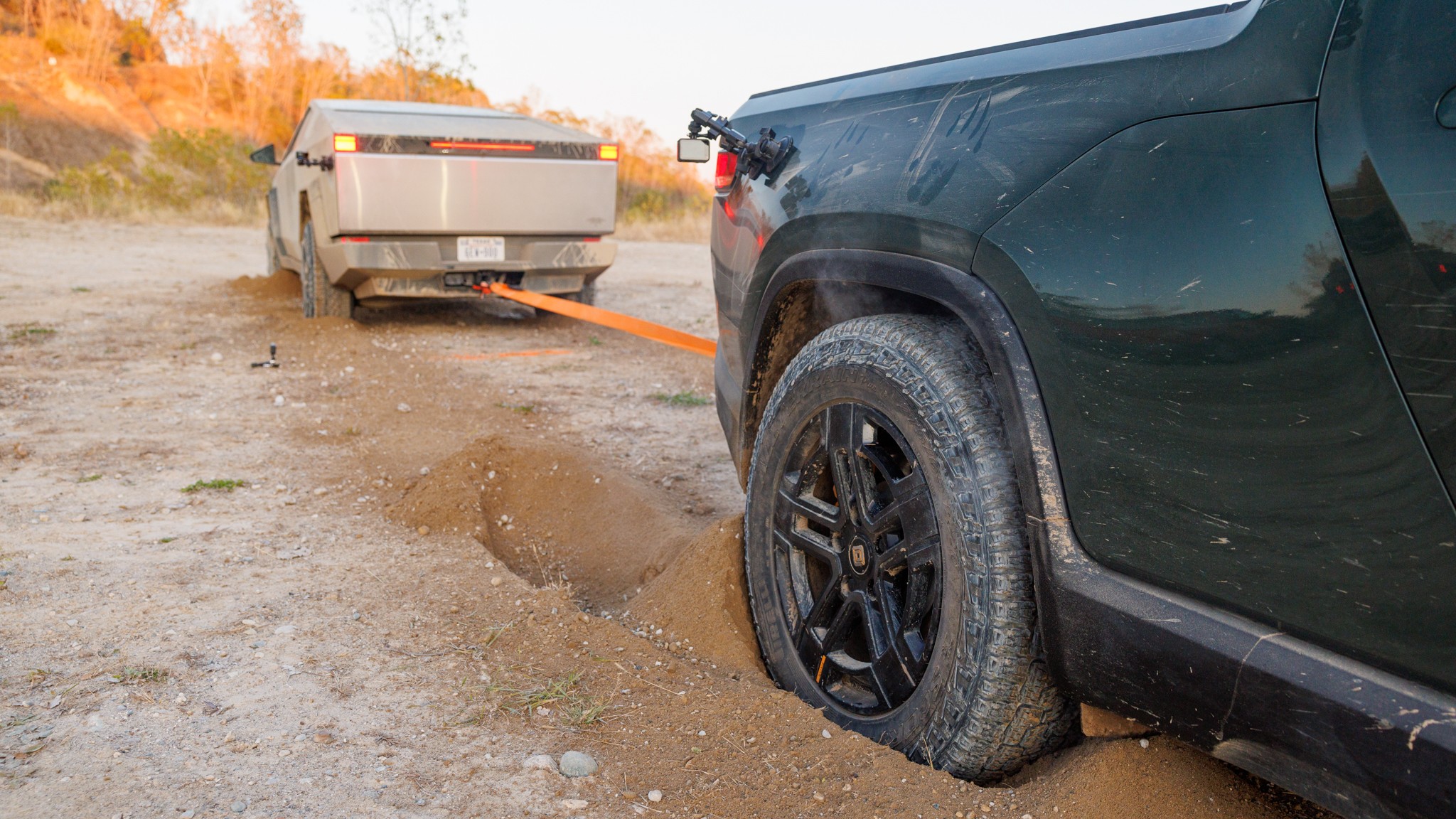 020 TugOfWar Cyberbeast vs R1T TOTY 2025