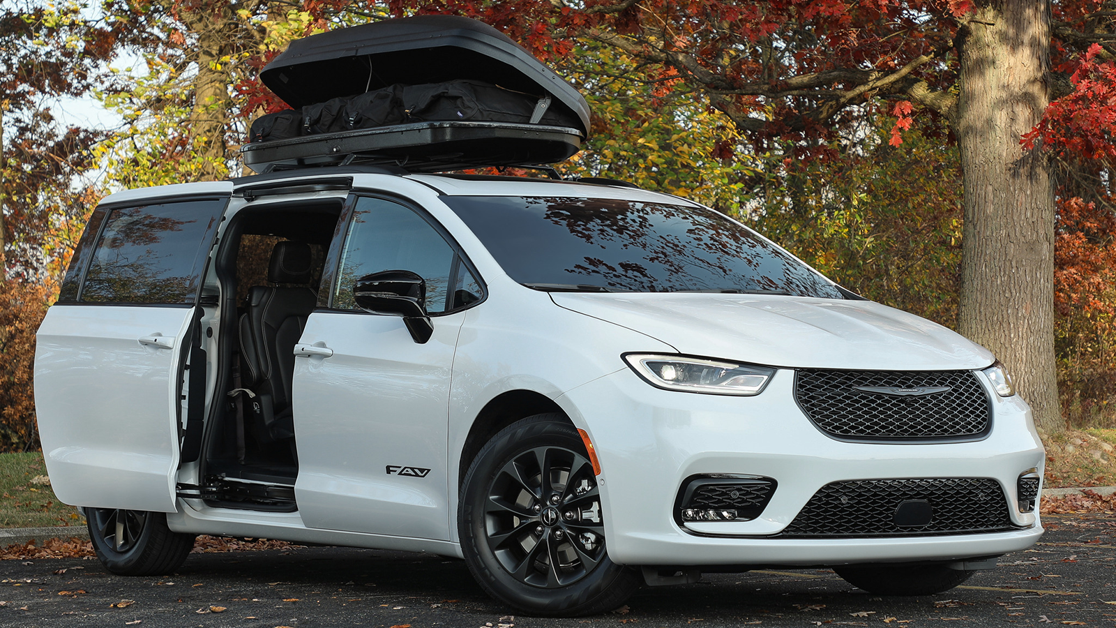 2025 Chrysler Pacifica FAV Edition 5