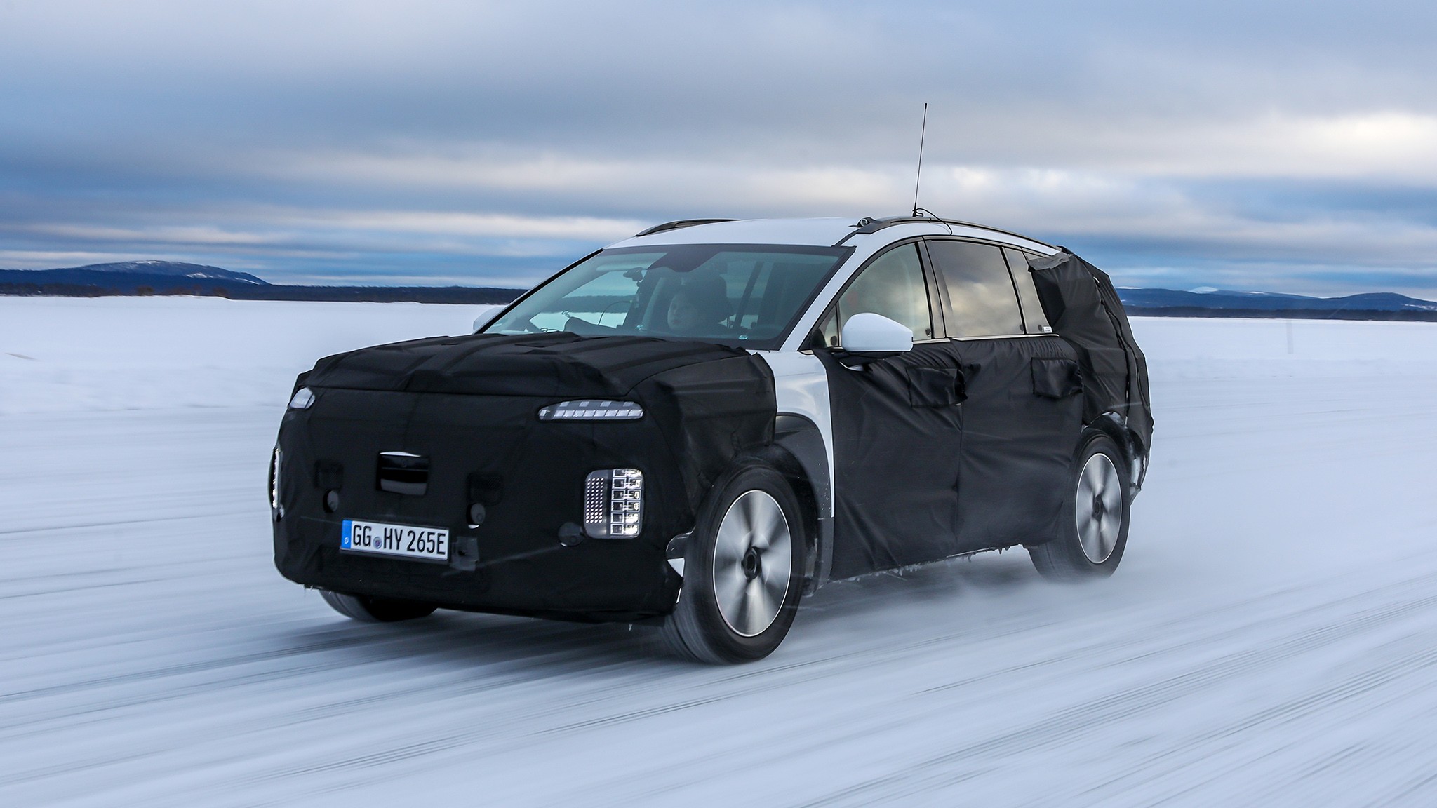 19 2026 Hyundai Ioniq 9 First Drive