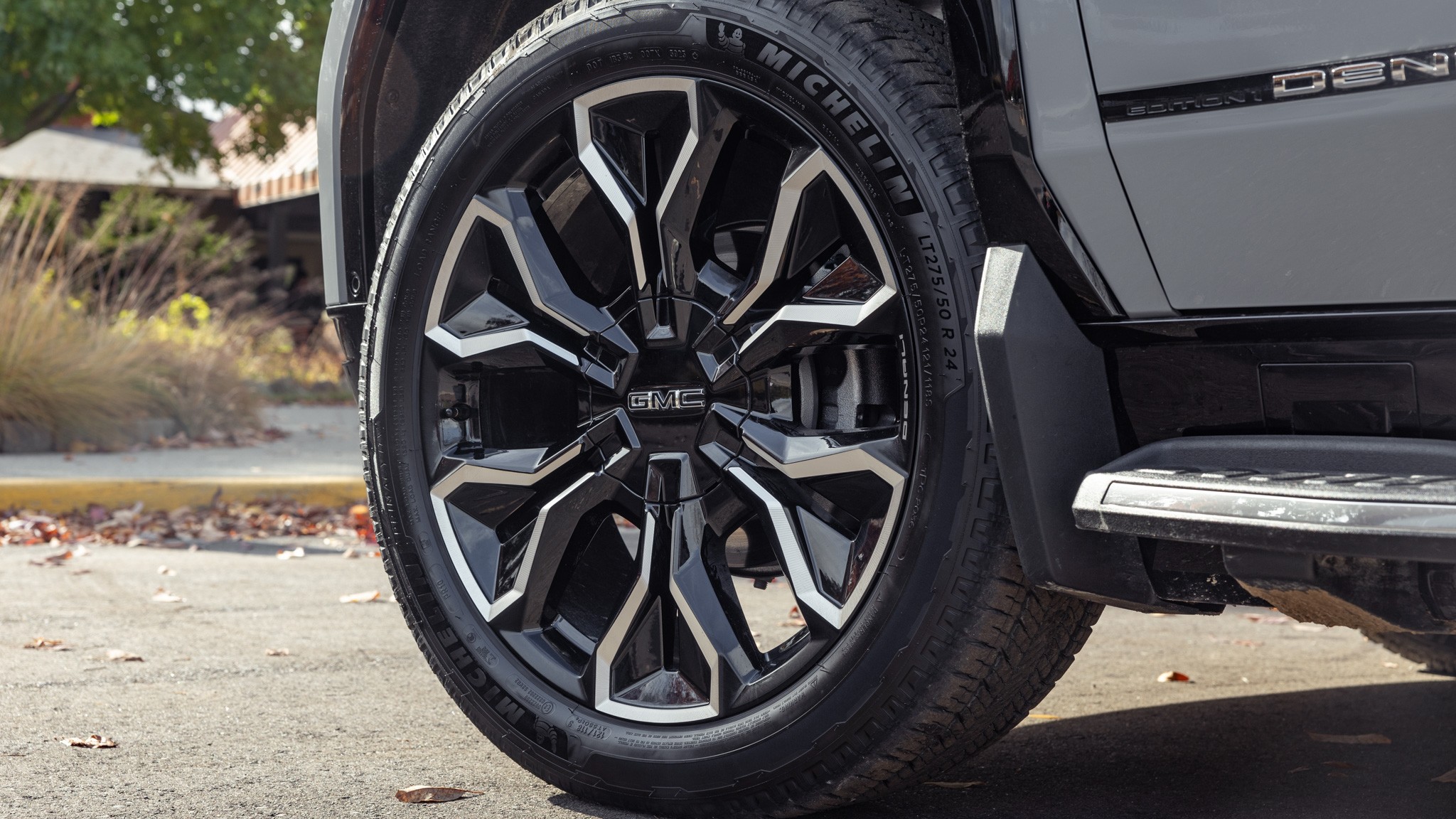 008 2024 GMC Sierra EV Denali