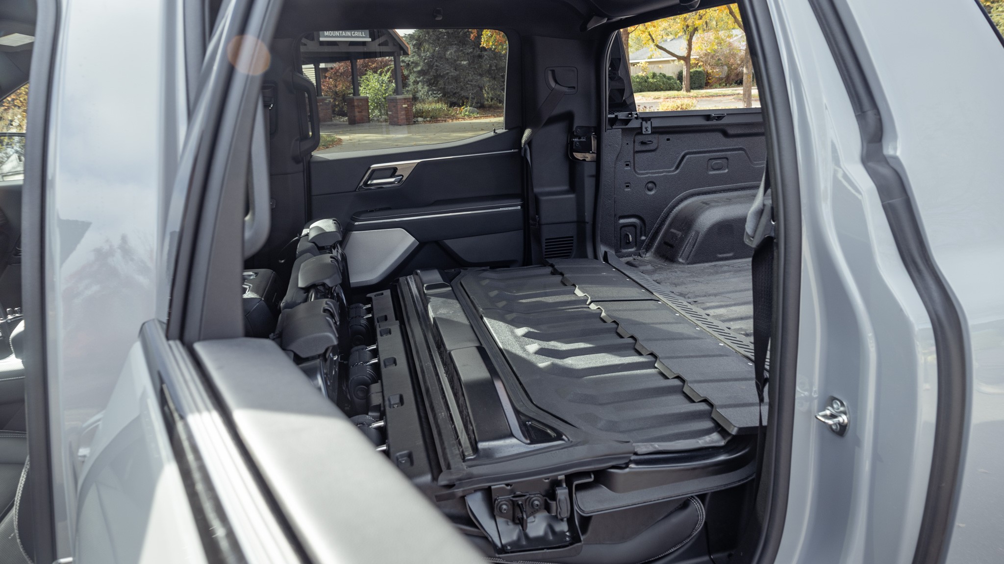 015 2024 GMC Sierra EV Denali