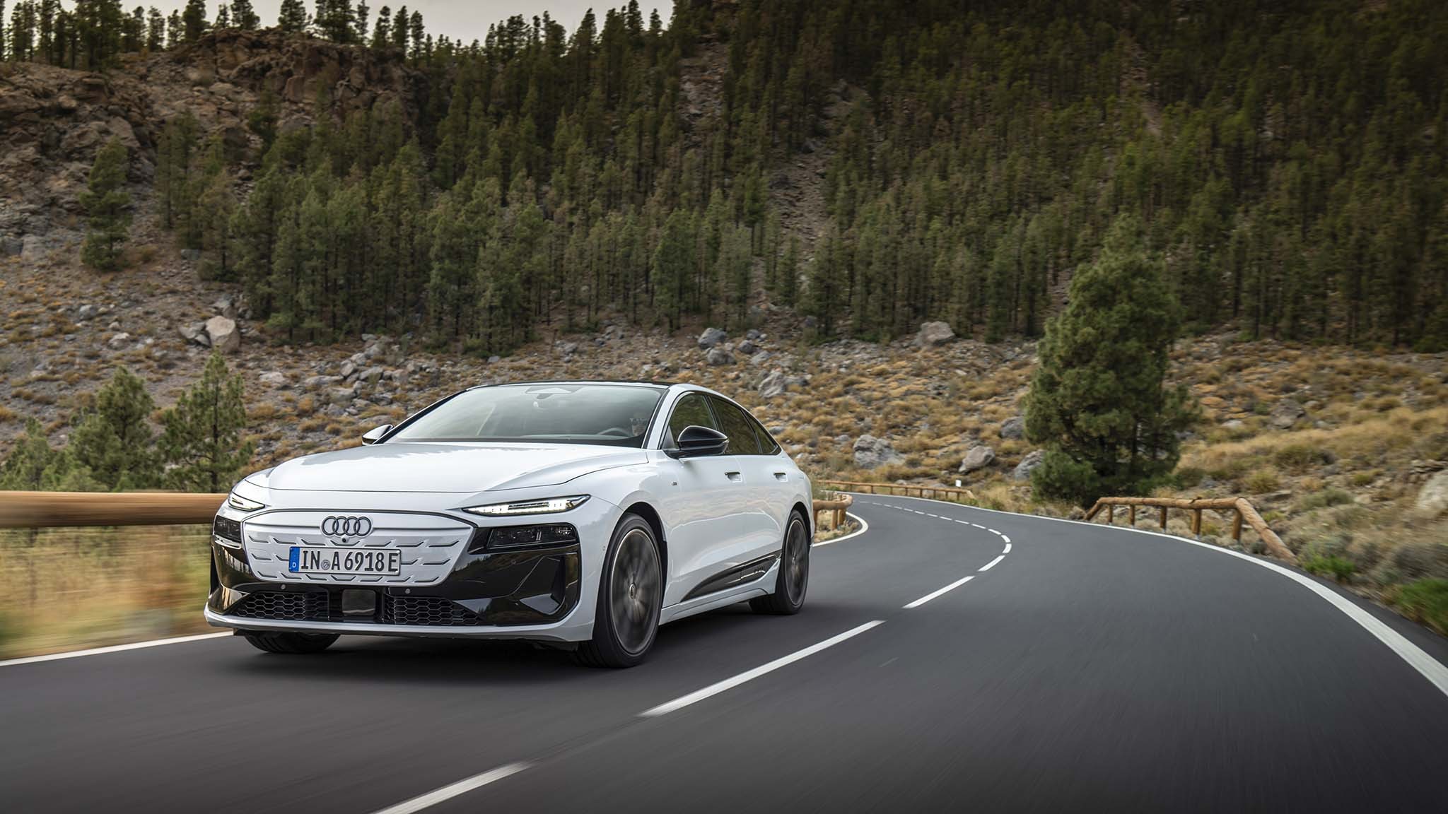 024 2025 audi a6 s6 etron