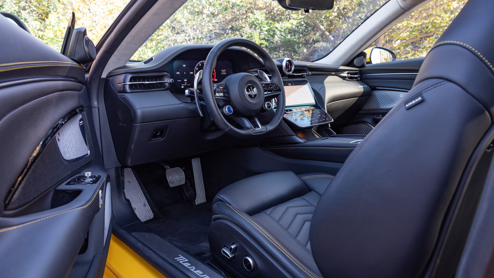 002 2024 Maserati GranTurismo Trofeo Interior Dash