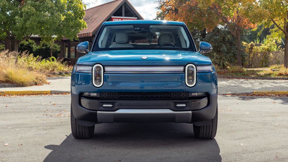 002 2025 Rivian R1T Dual Hard Nose