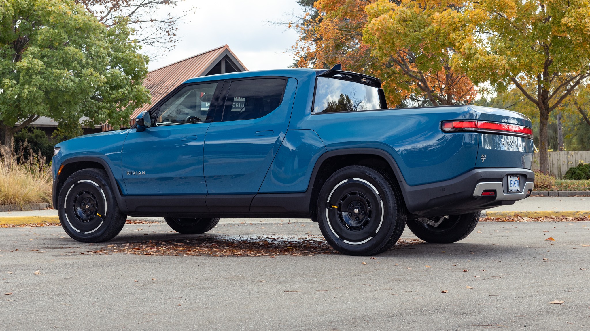 007 2025 Rivian R1T Dual