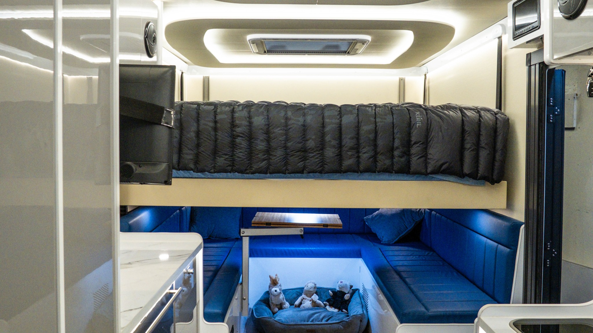 Hunter RMV Sherpa XLE M1089A1 Custom Truck Overlander 18