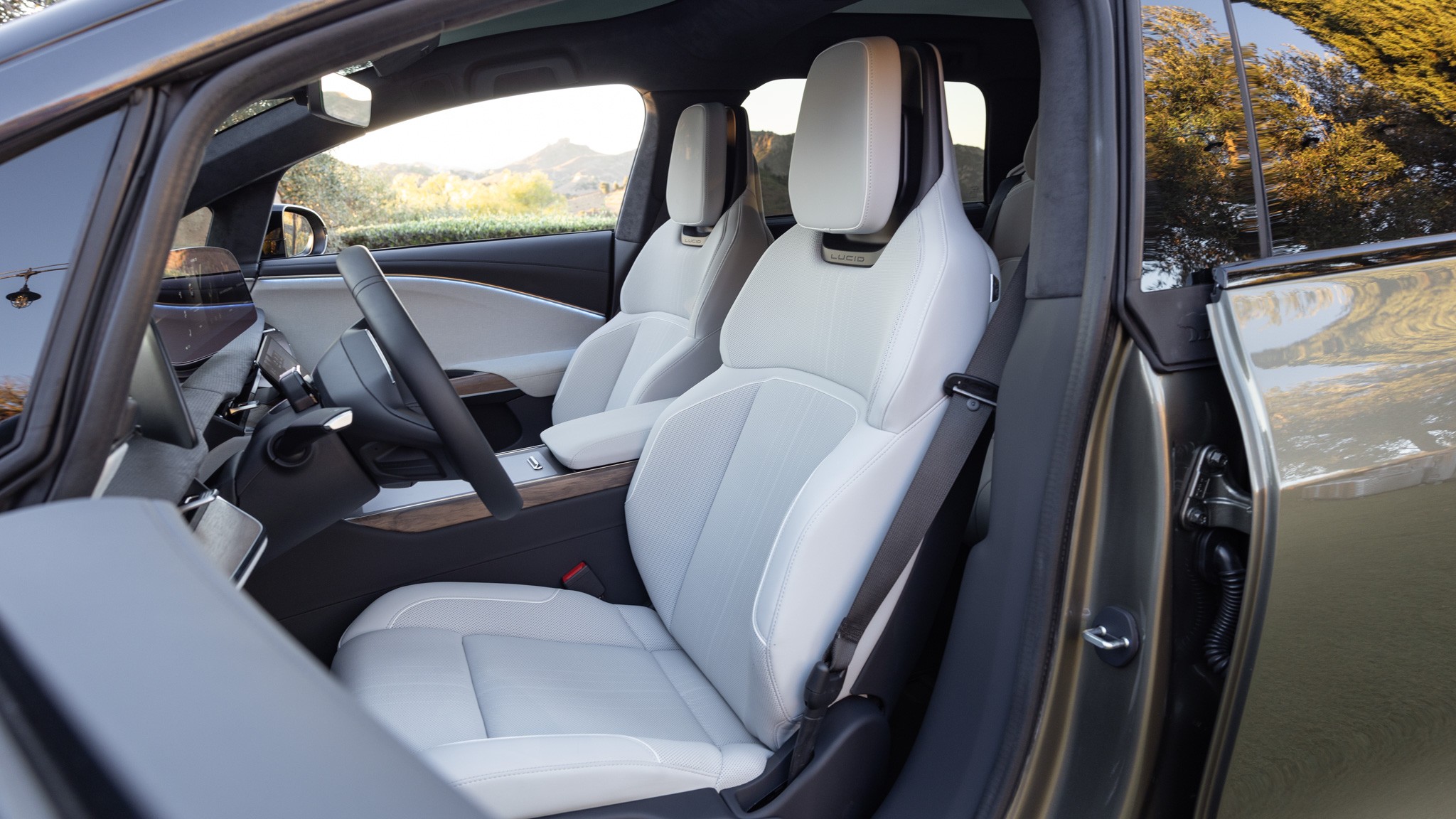 004 2025 Lucid Gravity Interior Seat