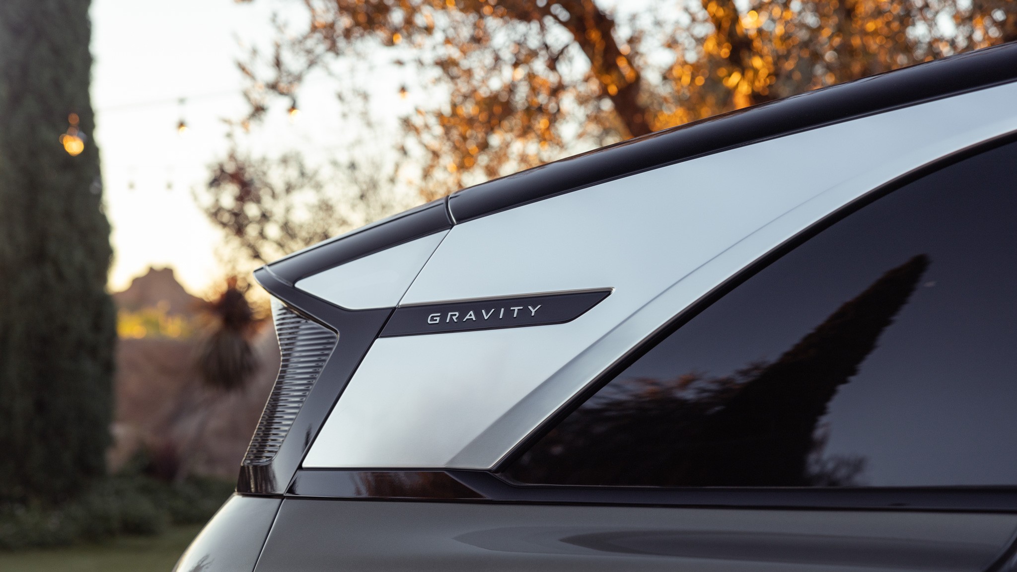 016 2025 Lucid Gravity