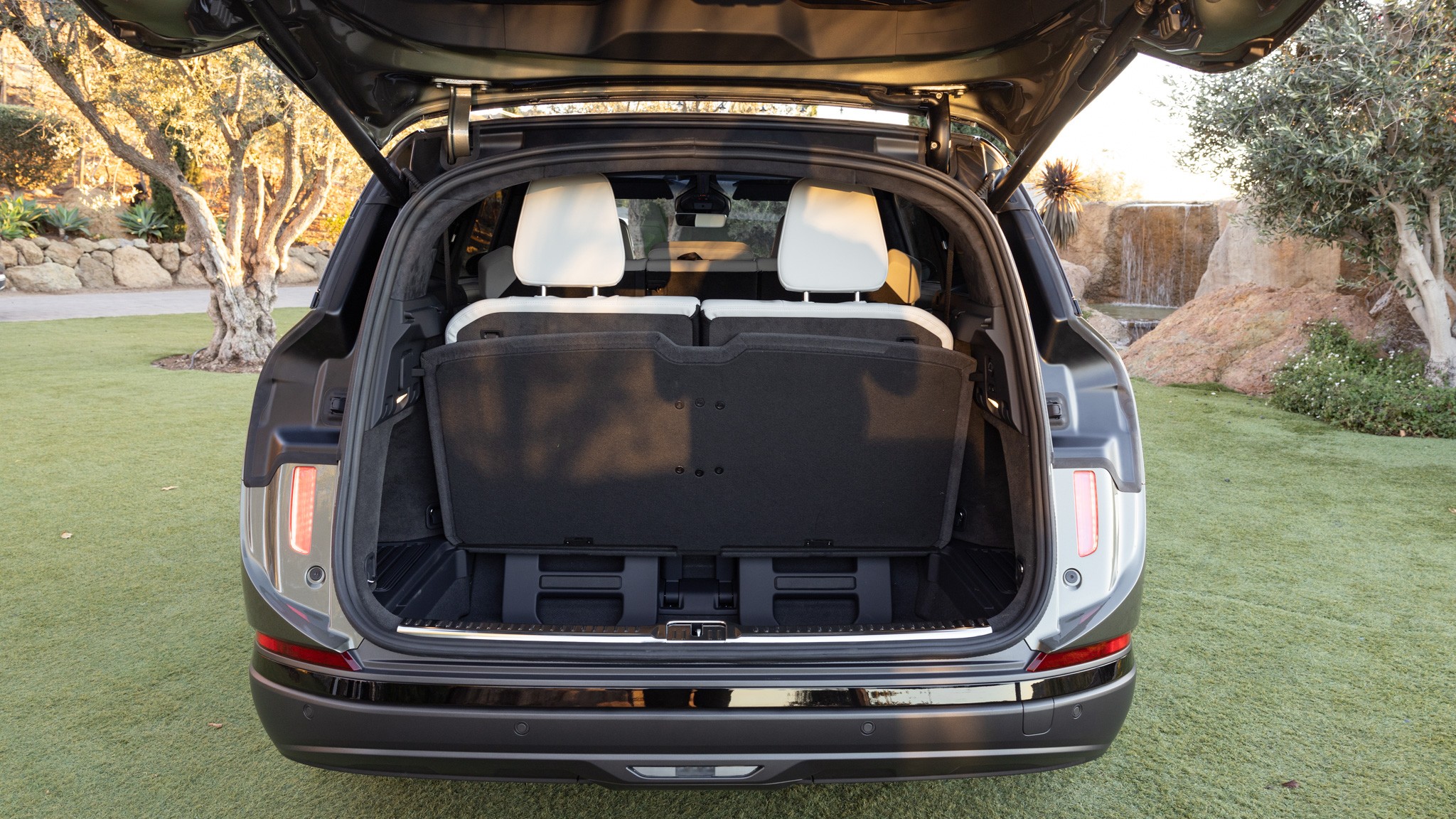 031 2025 Lucid Gravity