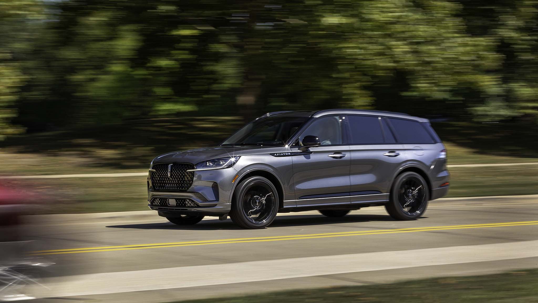 001 2025 Lincoln Aviator Reserve AWD