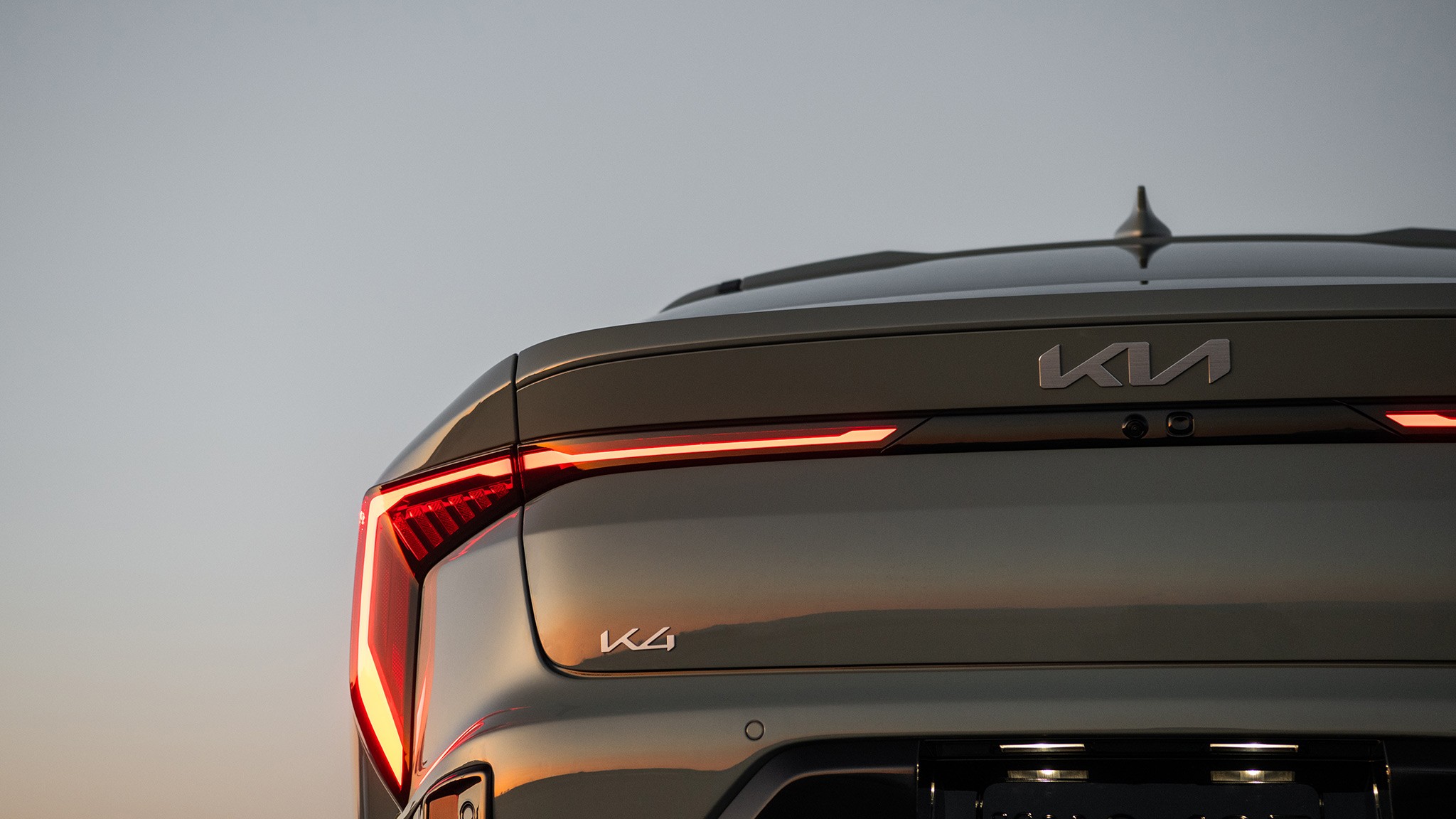 2025 Kia K4 GT Line sedan 8