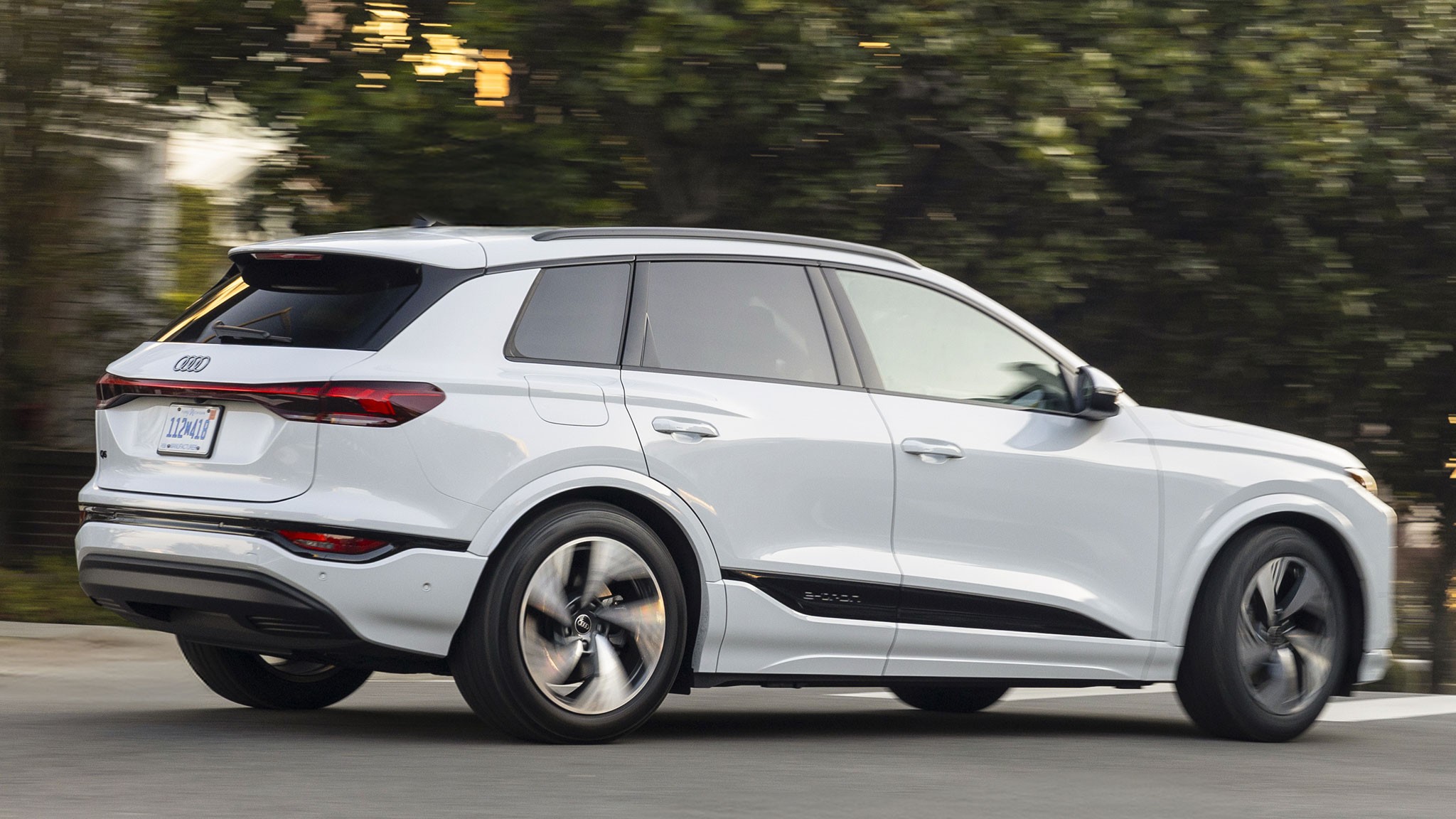 2025 audi q6 e tron glacier white 18