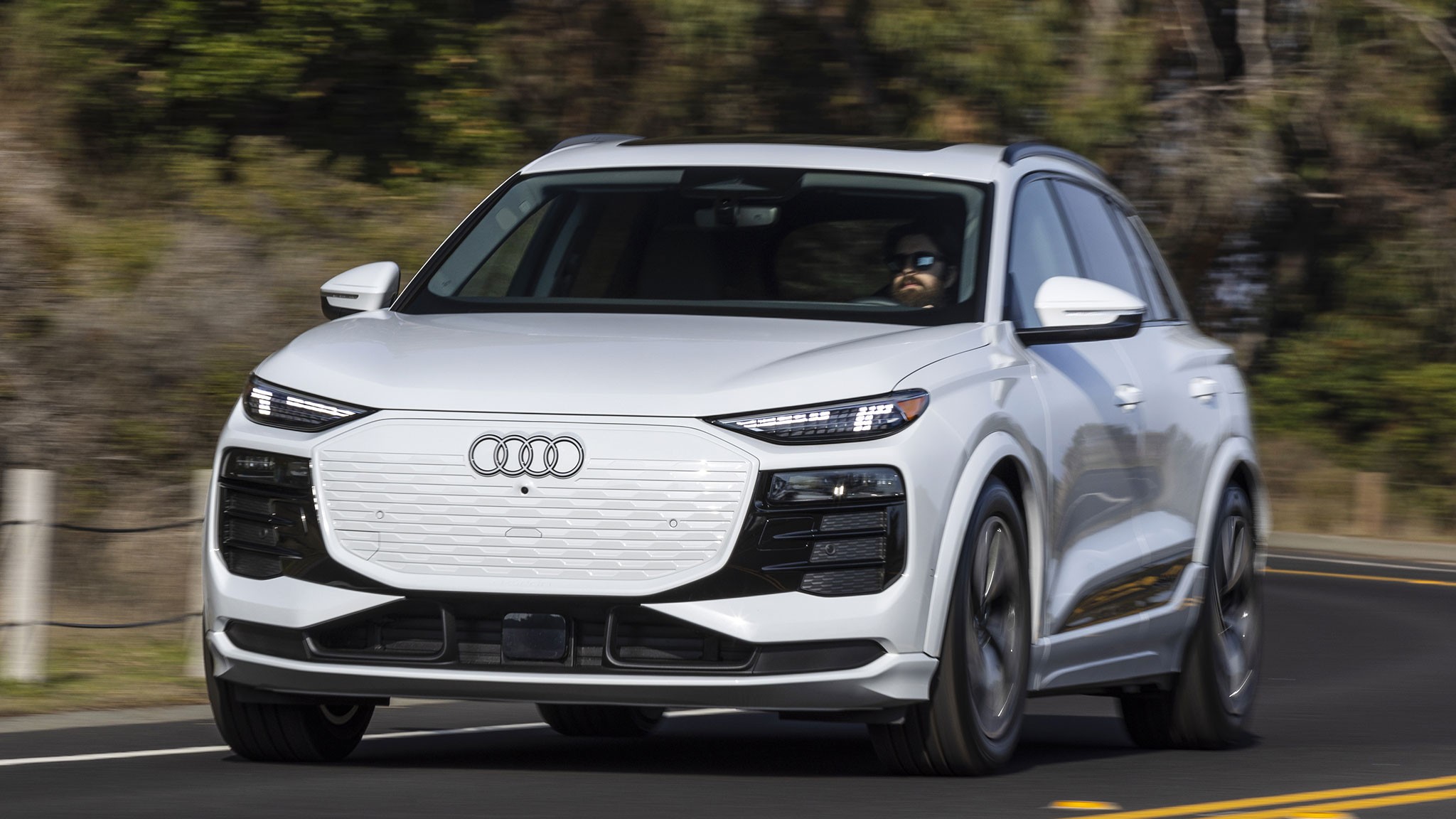 2025 audi q6 e tron glacier white 21