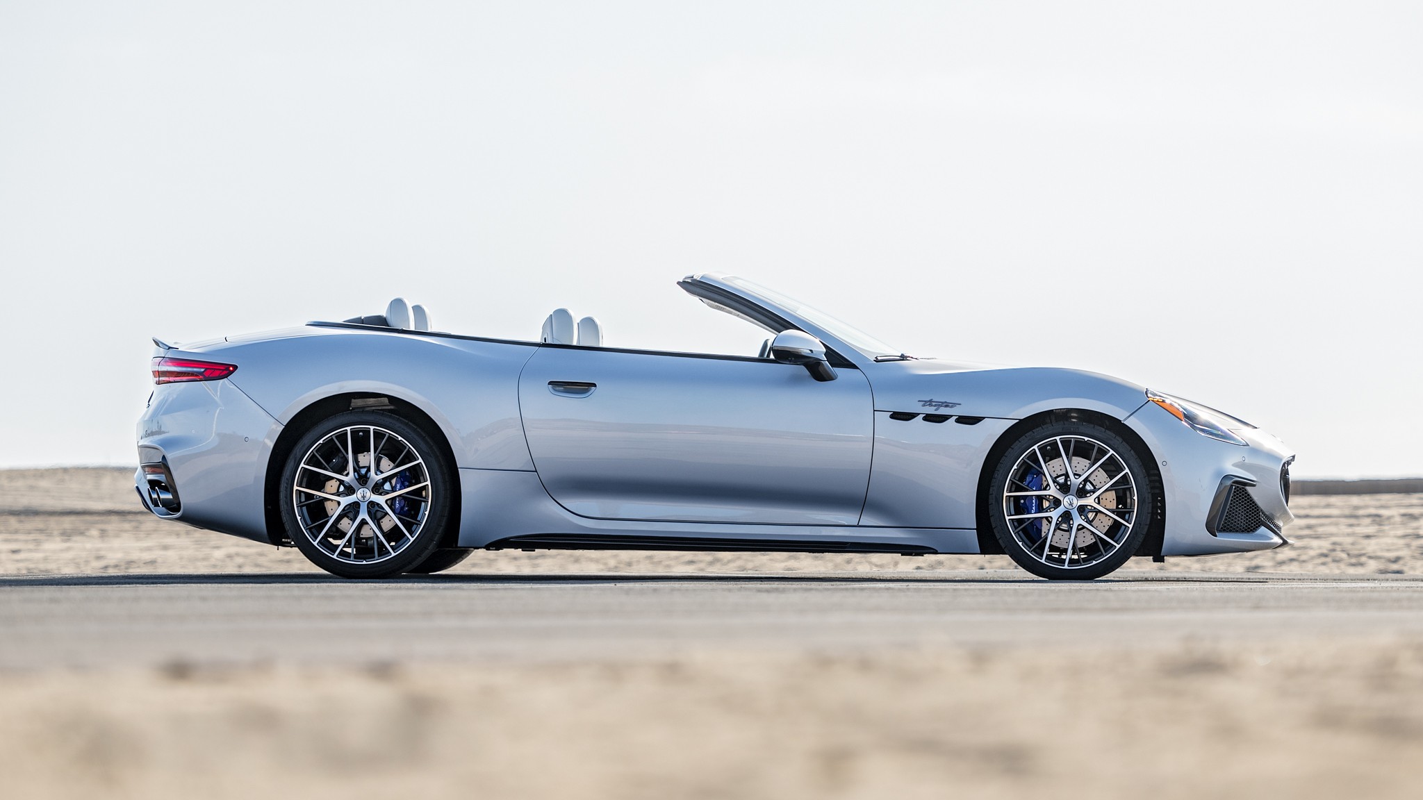 004 2025 Maserati GranCabrio Trofeo