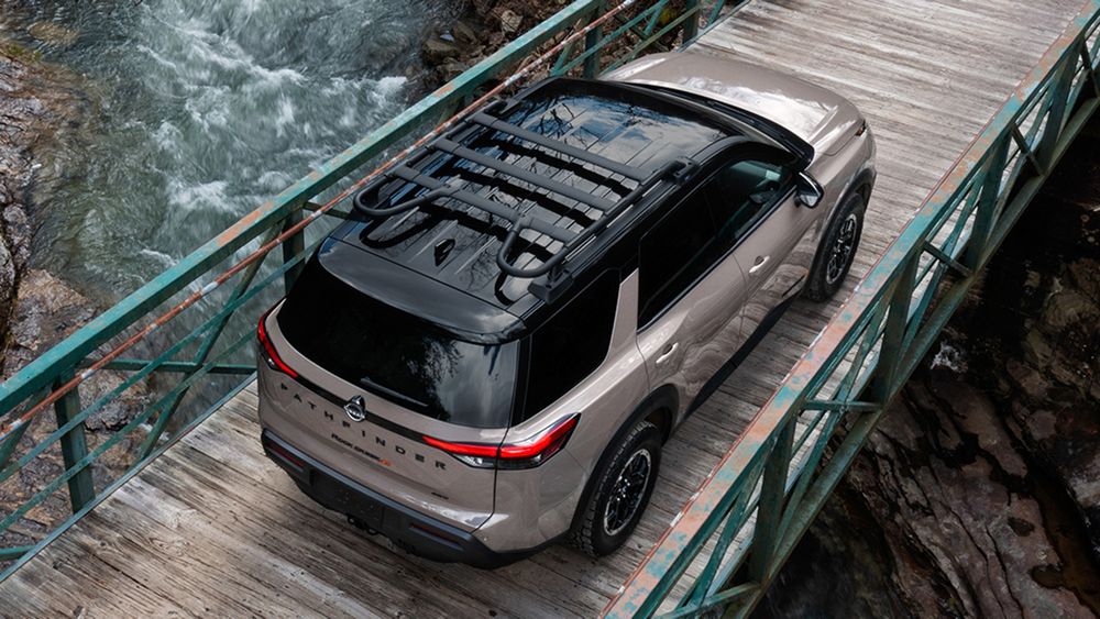 15 2025 Nissan Pathfinder top view