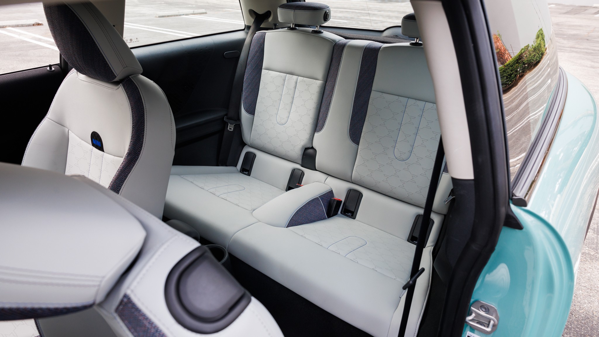 015 2025 Mini Cooper Hardtop rear seats