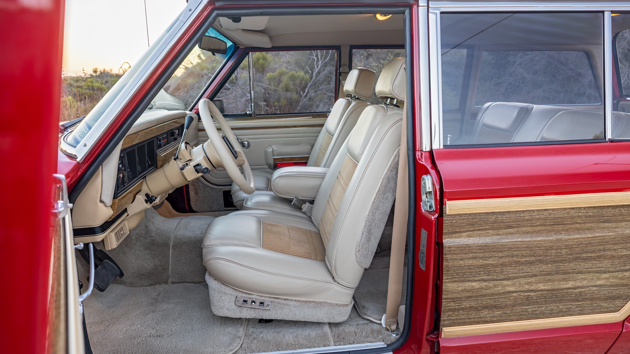 030 2025 Vigilante Jeep Grand Wagoneer Redeye