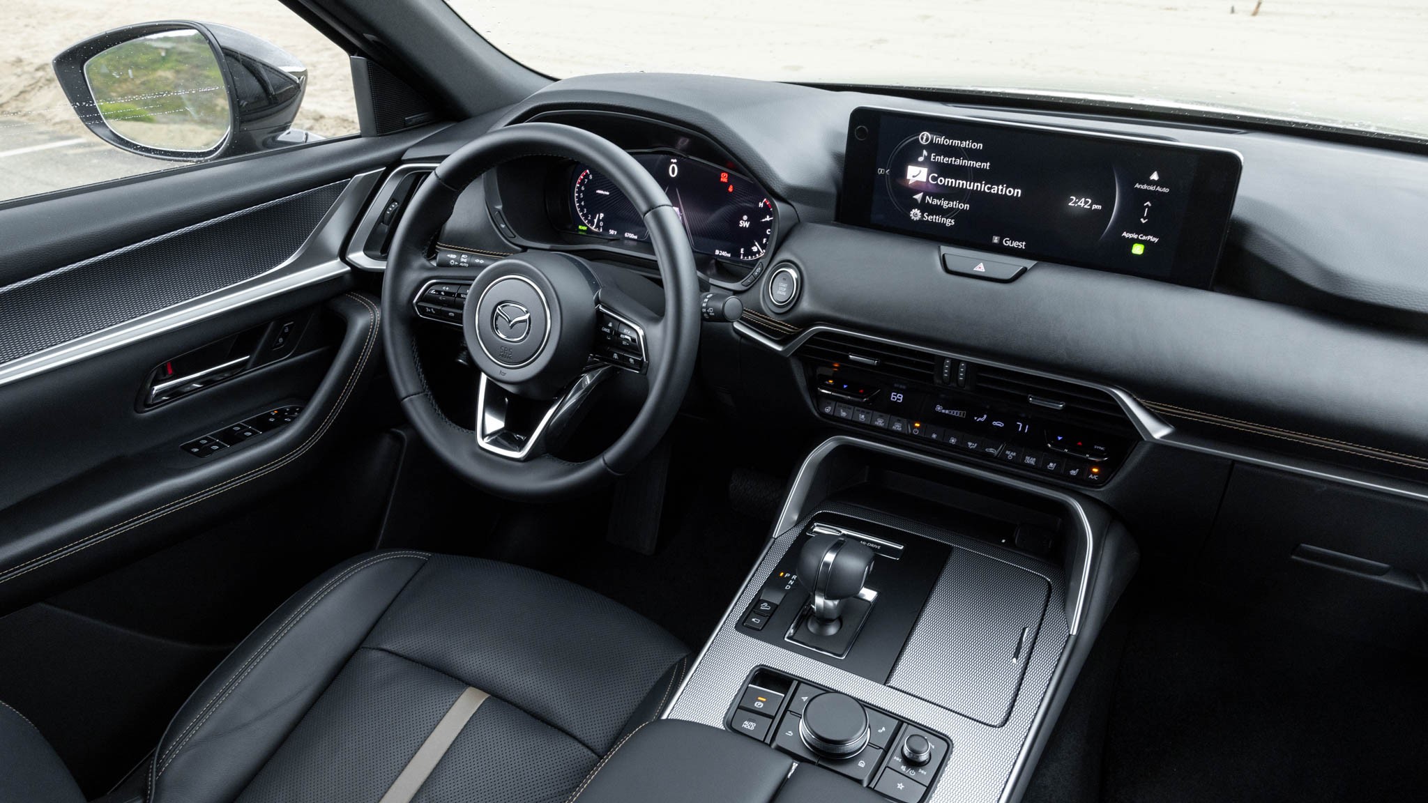 003 2025 Mazda CX70 LT Interior Dash