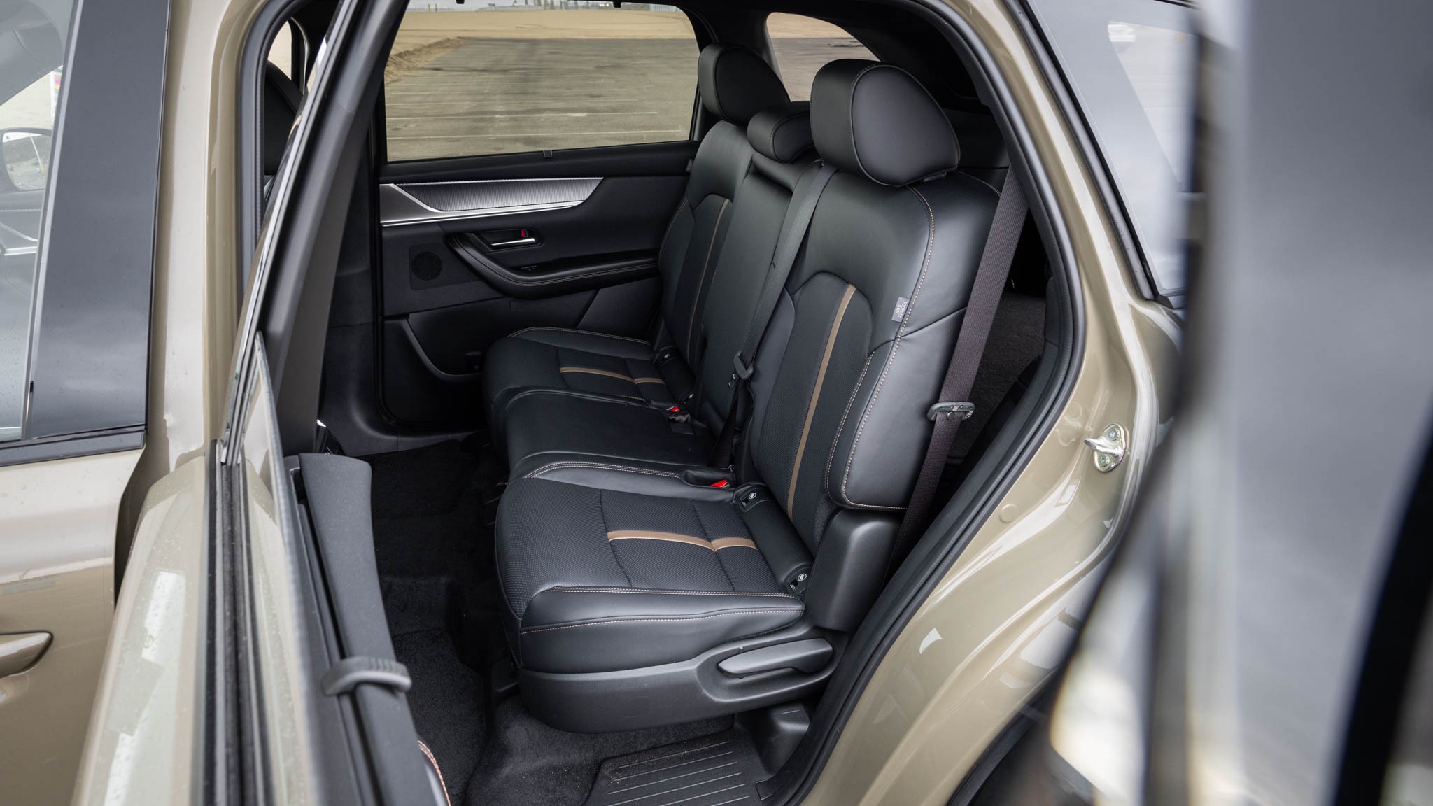 017 2025 Mazda CX70 LT