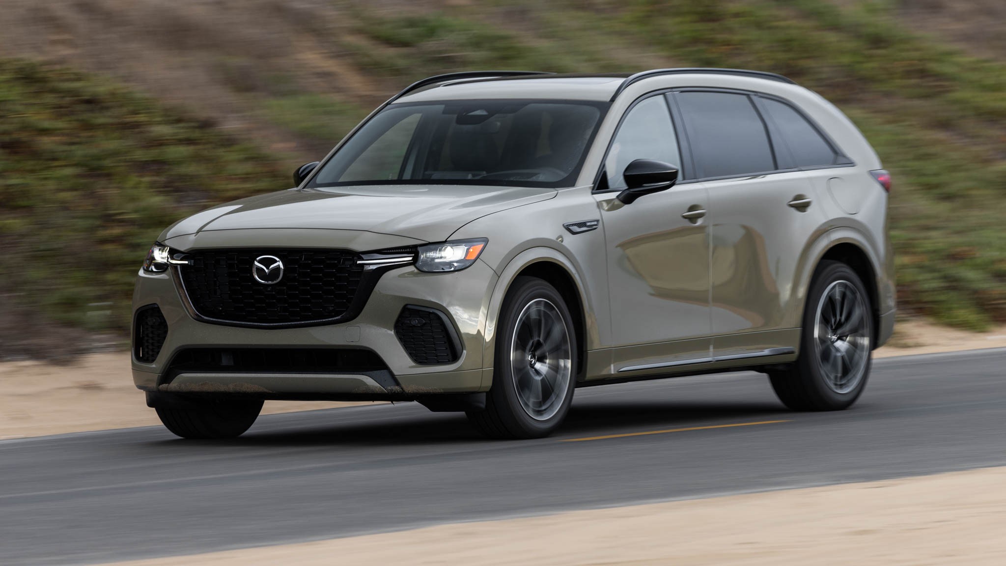 031 2025 Mazda CX70 LT