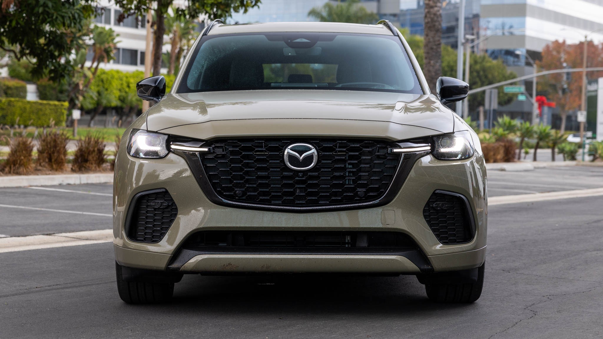 036 2025 Mazda CX70 LT