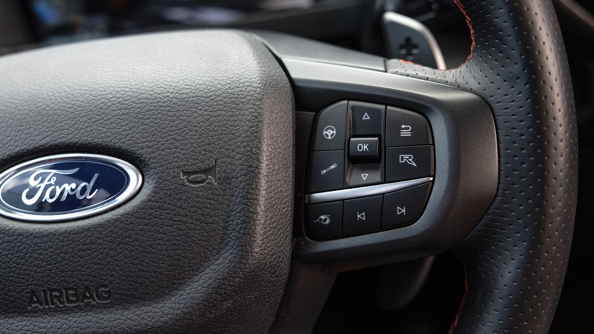 7 2025 Ford Ranger Raptor interior