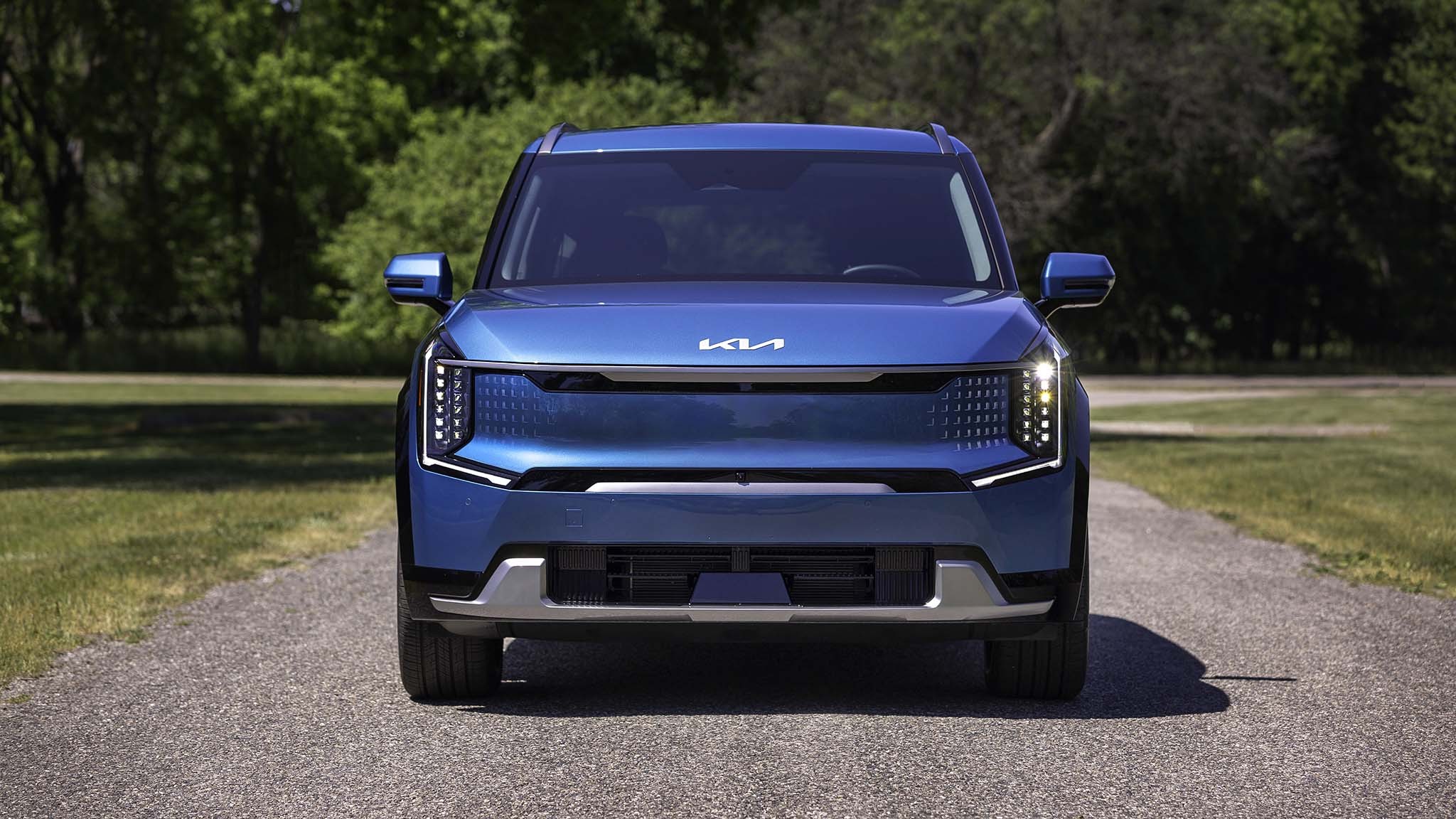 017 2024 Kia EV9 Land 3