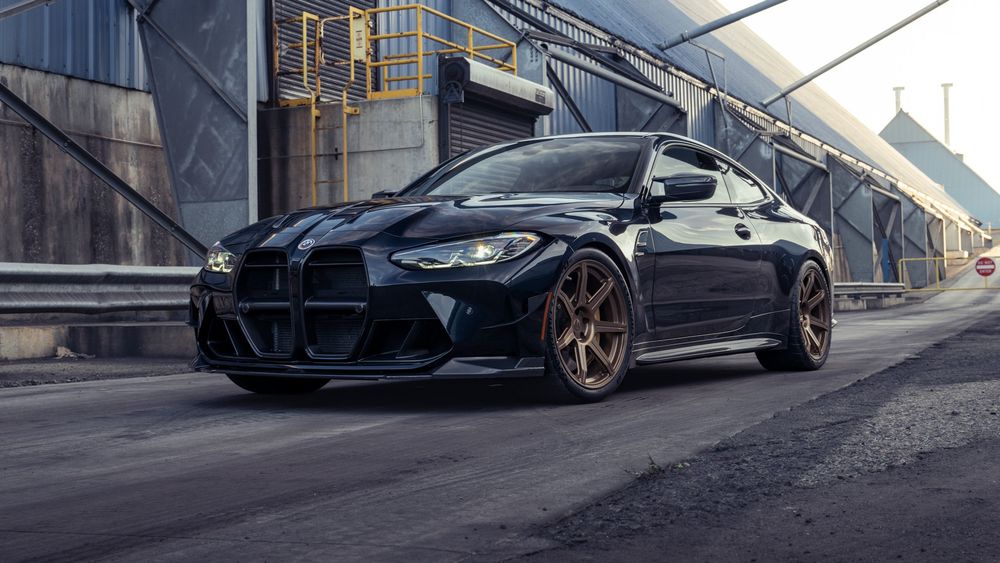 001 2024 CarBahn BMW M4 Front Three Quarter Static LEAD