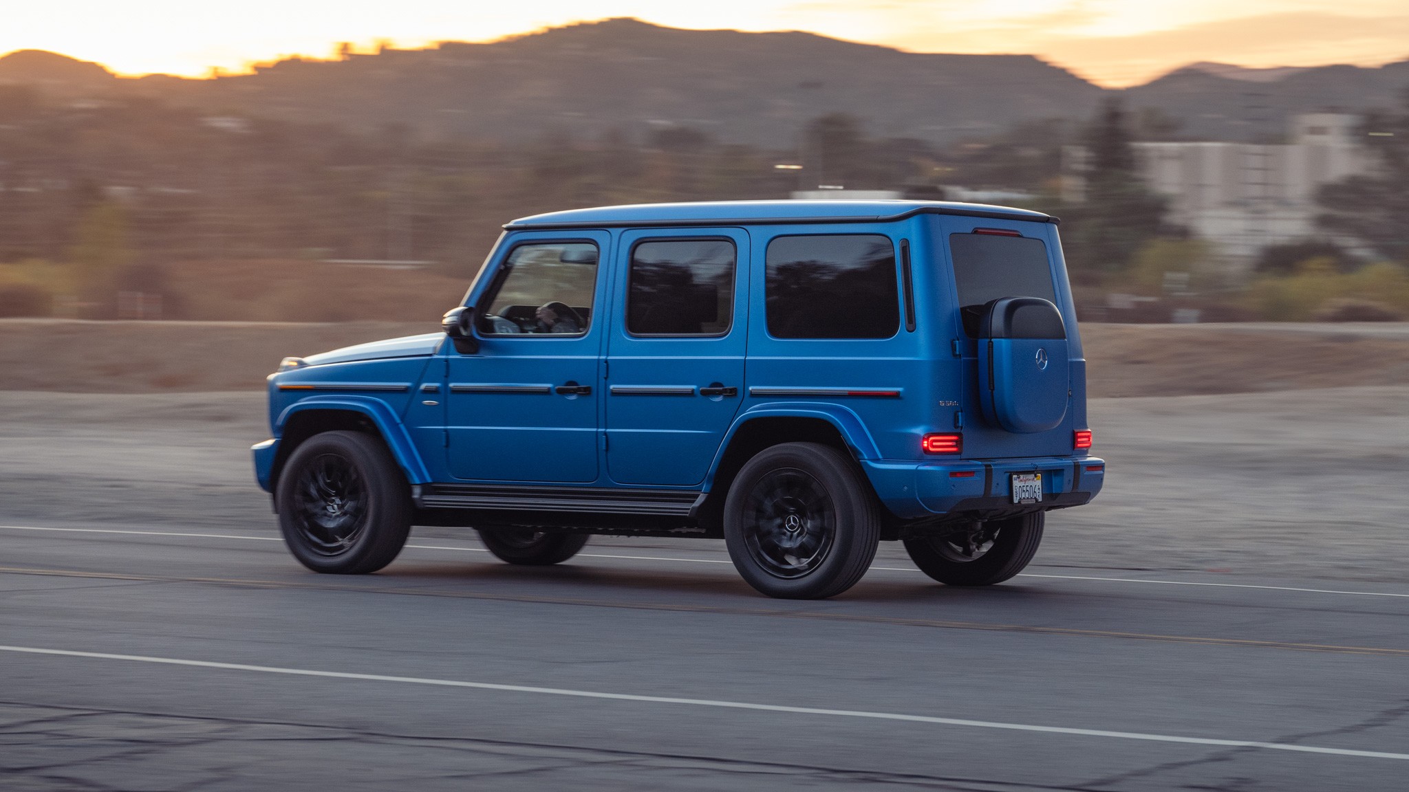 019 2025 Mercedes G580 EV