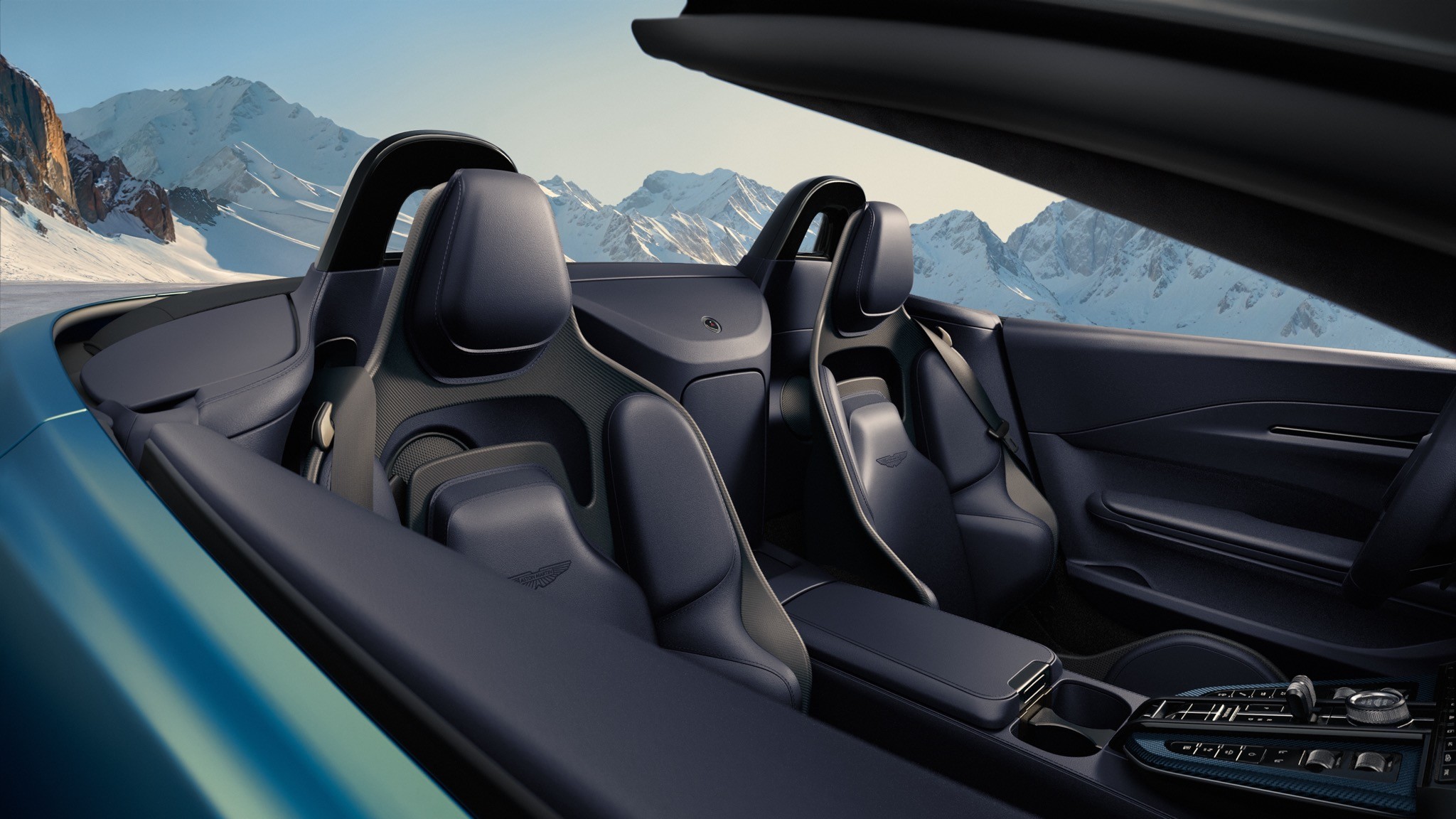 2025 aston martin vantage roadster 14