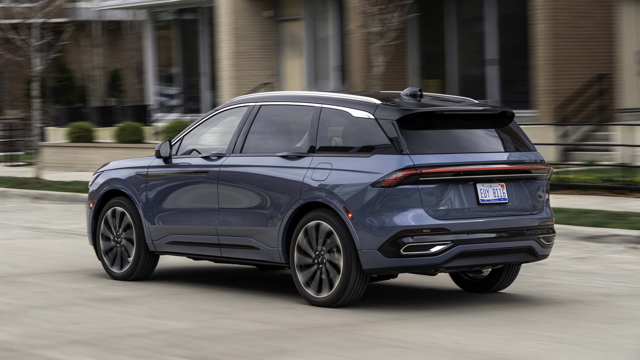 015 2025 Lincoln Nautilus Nautilus Black Label Hybrid AWD