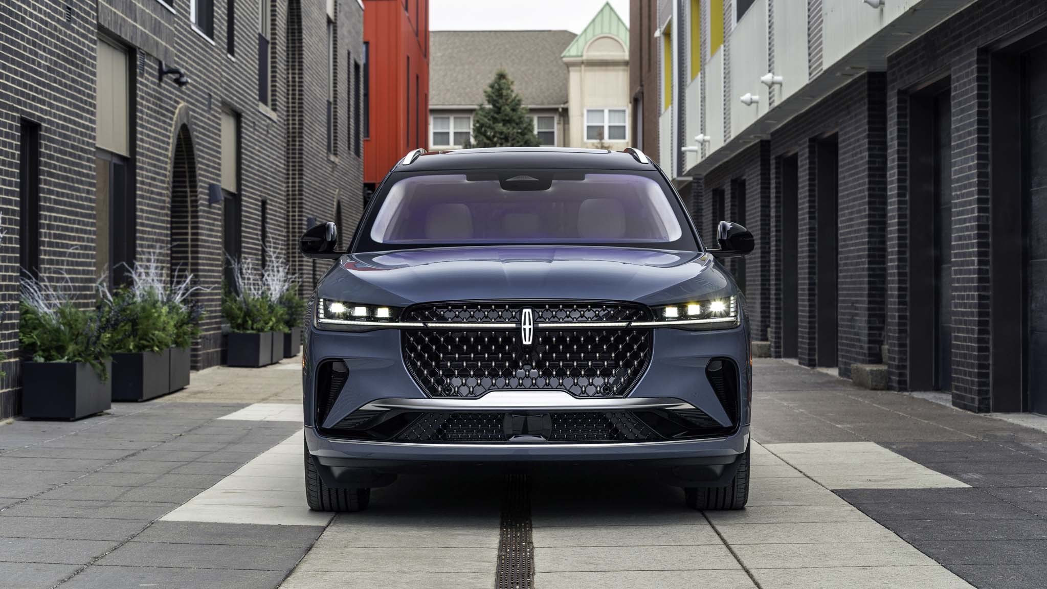 017 2025 Lincoln Nautilus Nautilus Black Label Hybrid AWD