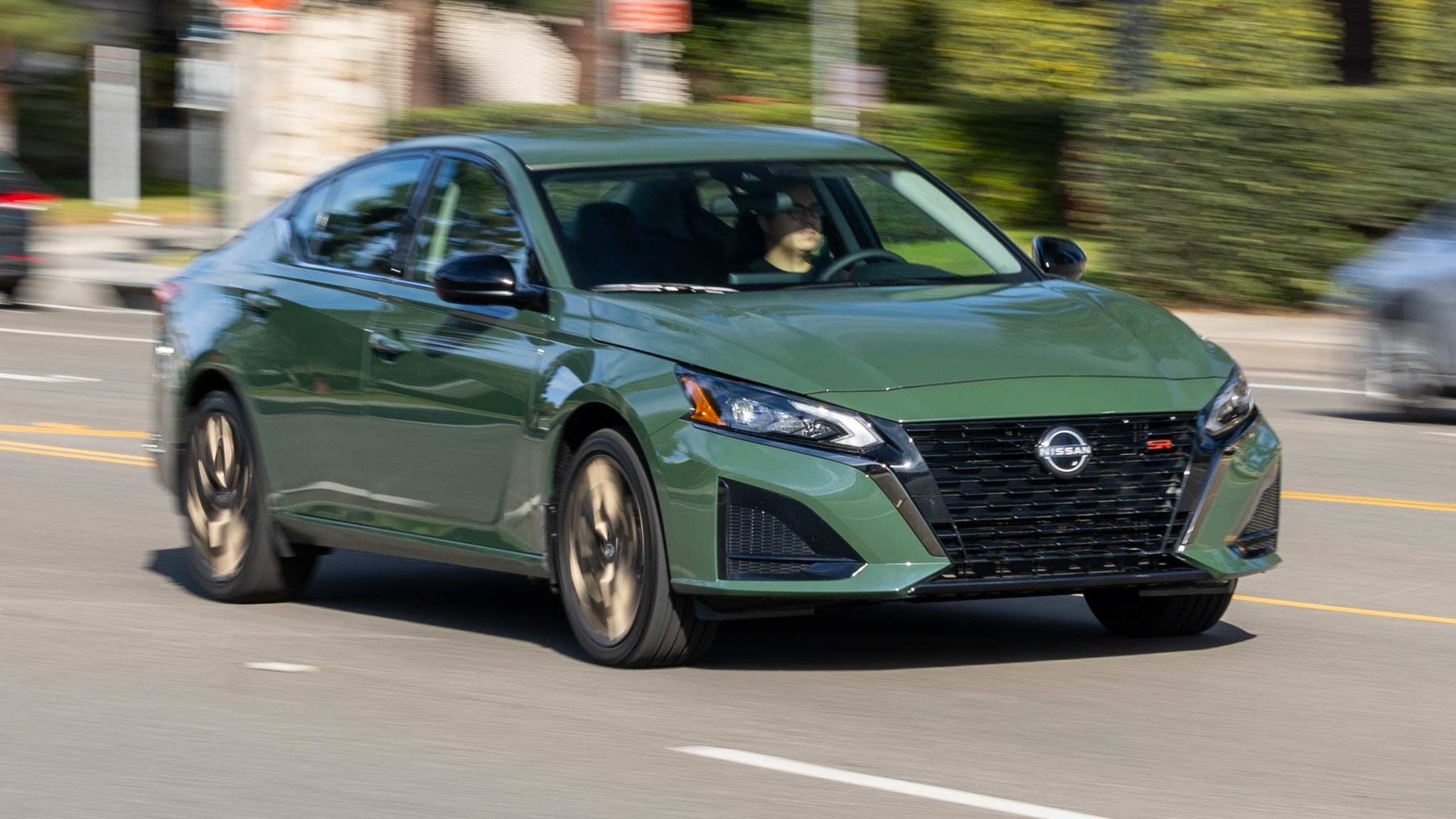 019 2025 Nissan Altima SR AWD