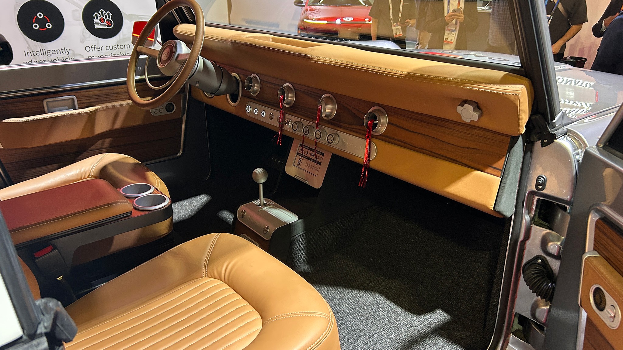 Sonatus 70 Zero Labs Bronco Interior FM