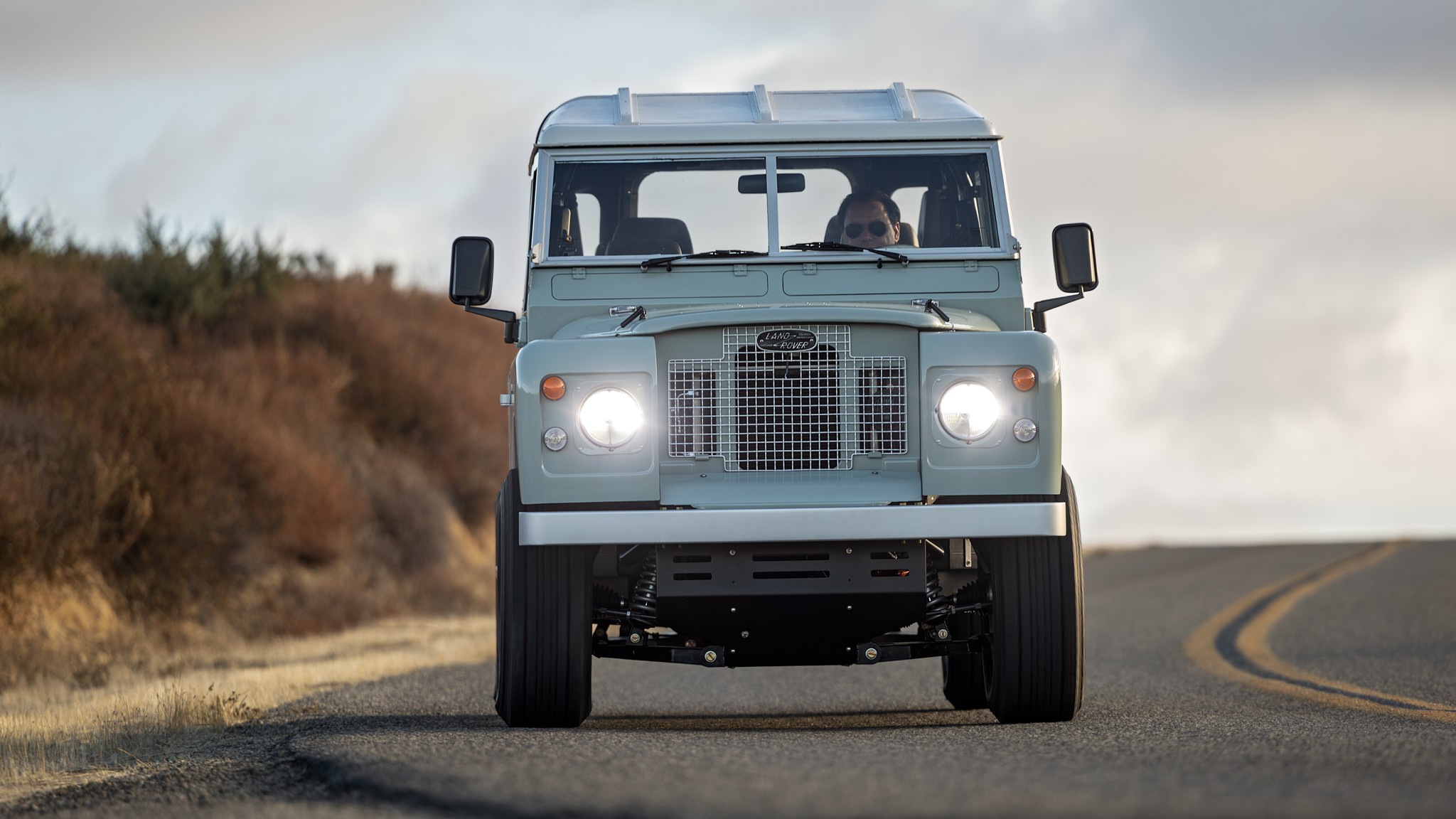 007 2025 ZeroLabs Land Rover Series