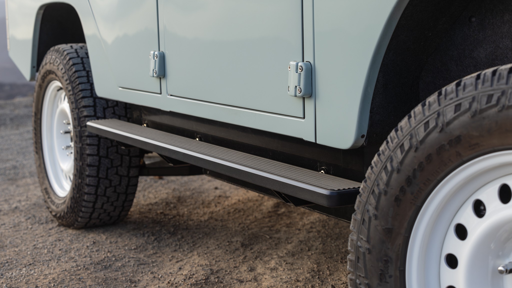 030 2025 ZeroLabs Land Rover Series