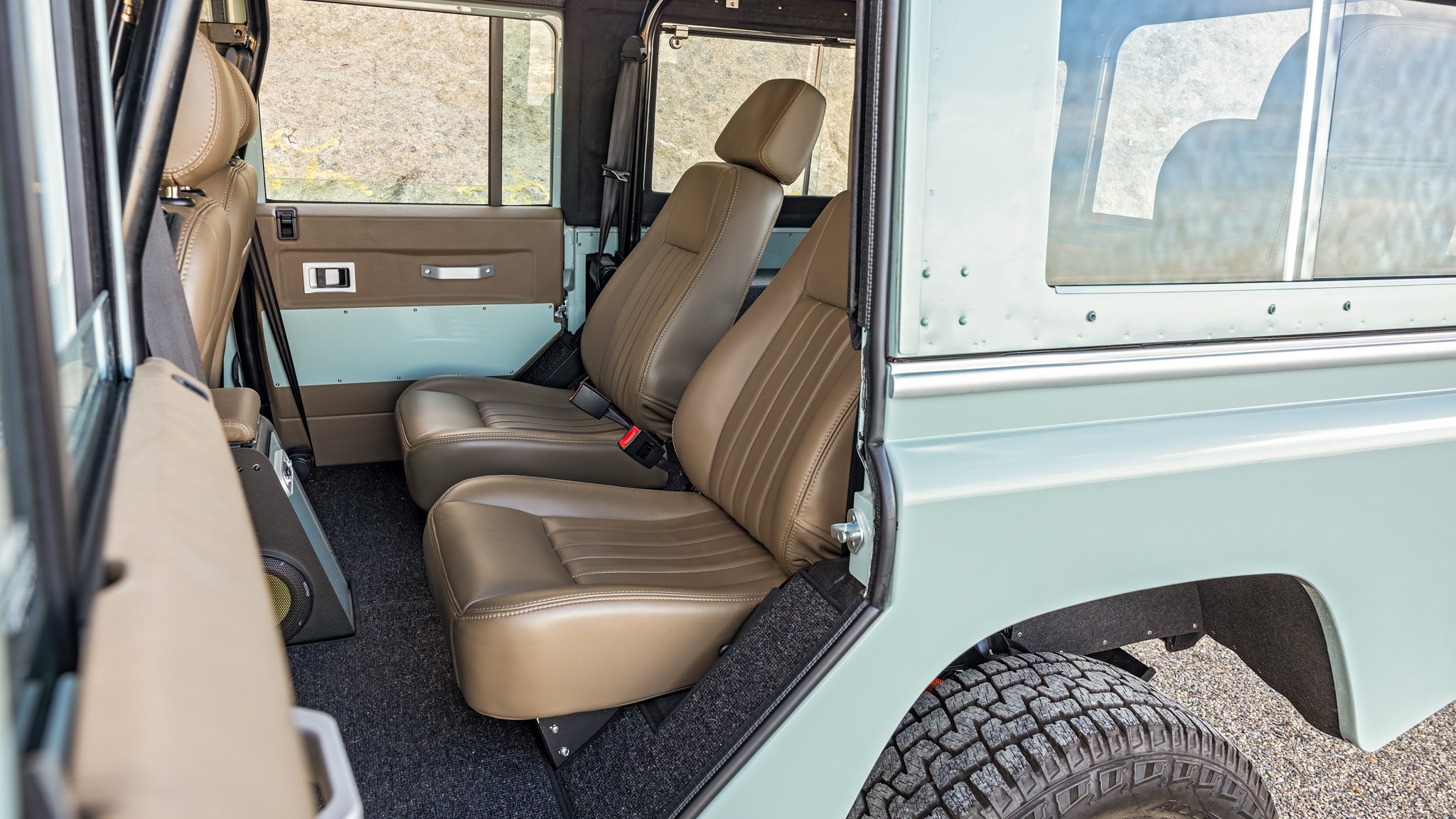 040 2025 ZeroLabs Land Rover Series