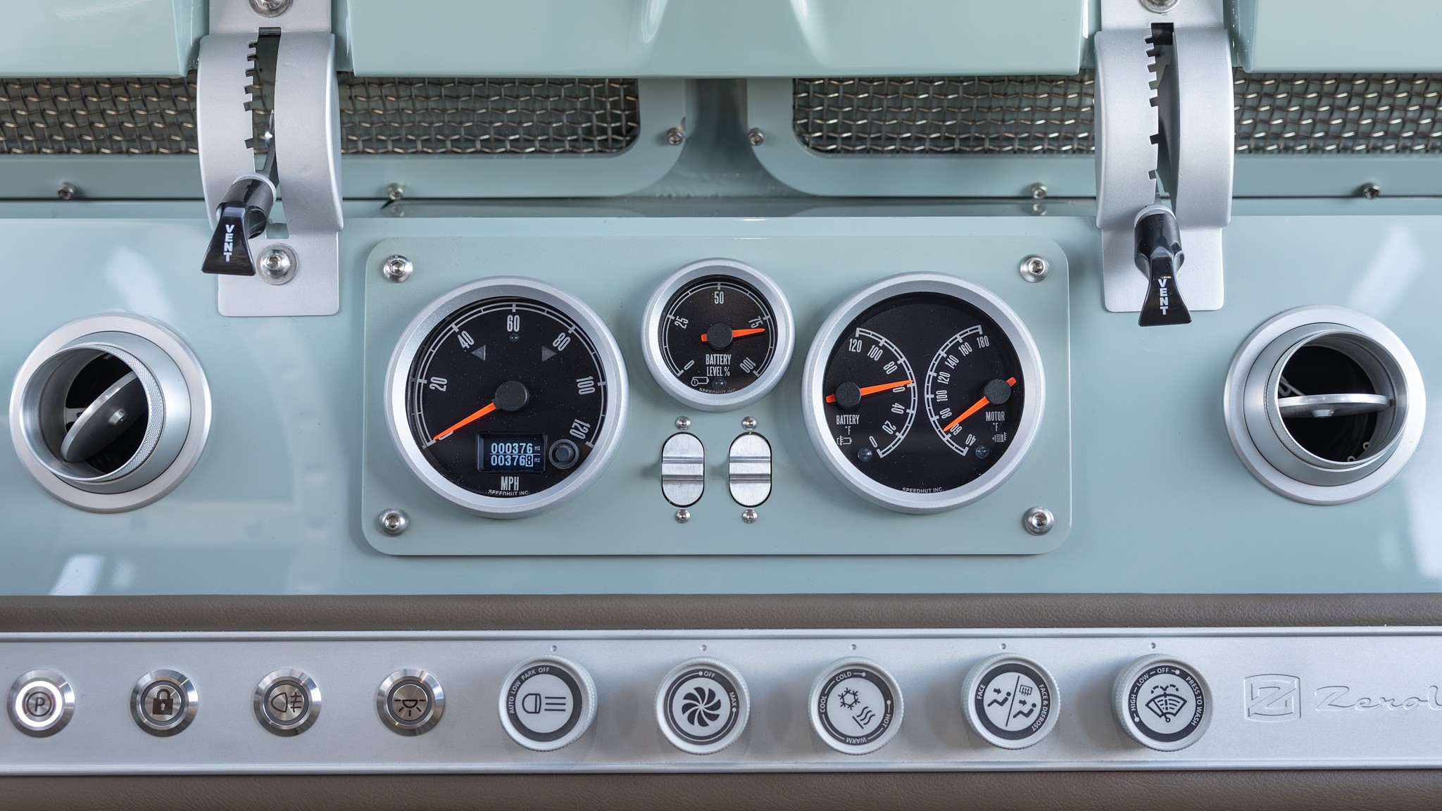 047 2025 ZeroLabs Land Rover Series