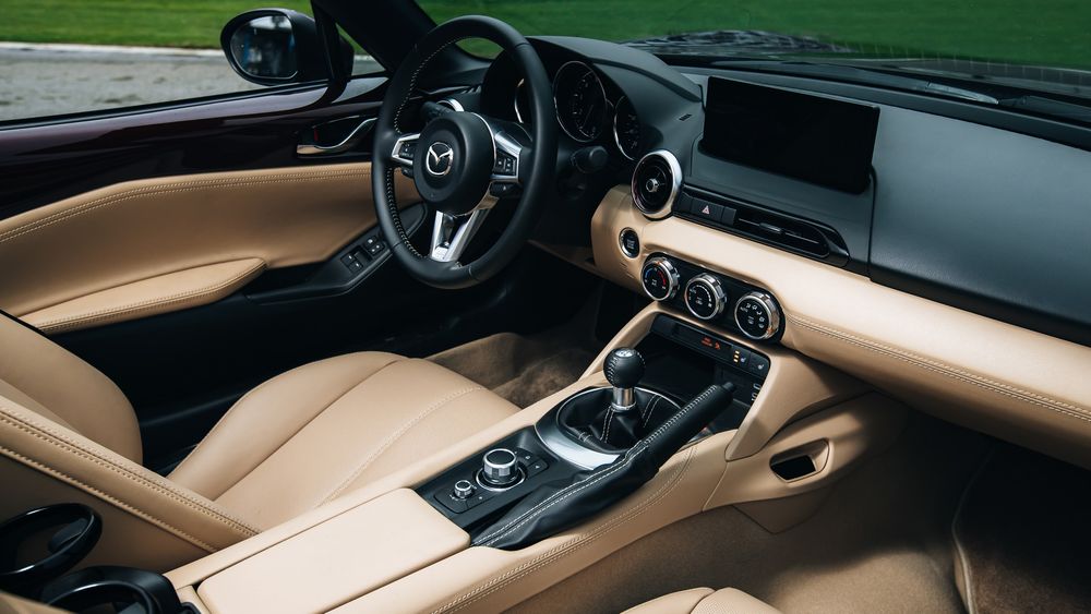 2025 mazda mx 5 35th anniversary edition 13