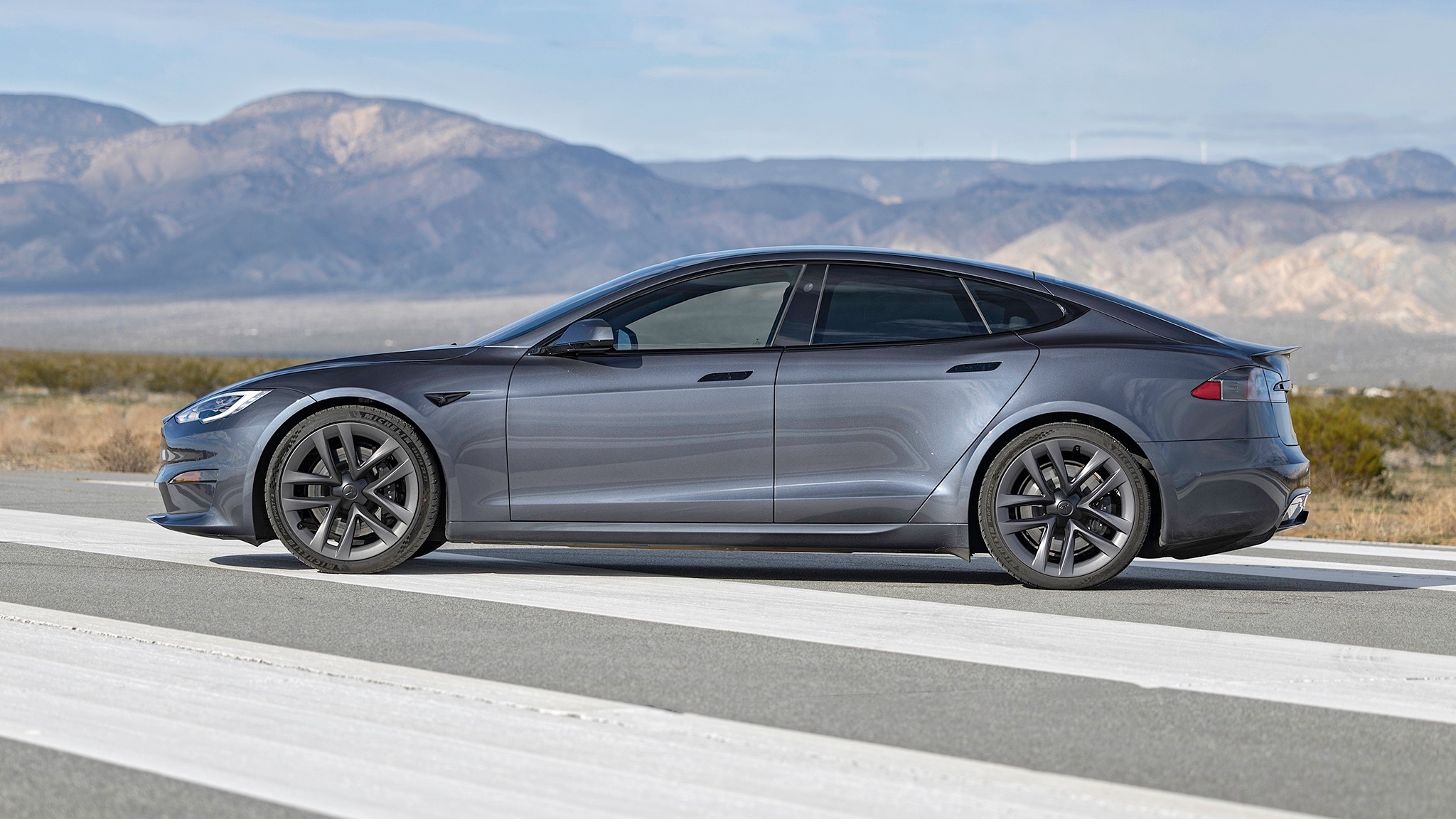 13 2025 Tesla Model S front view