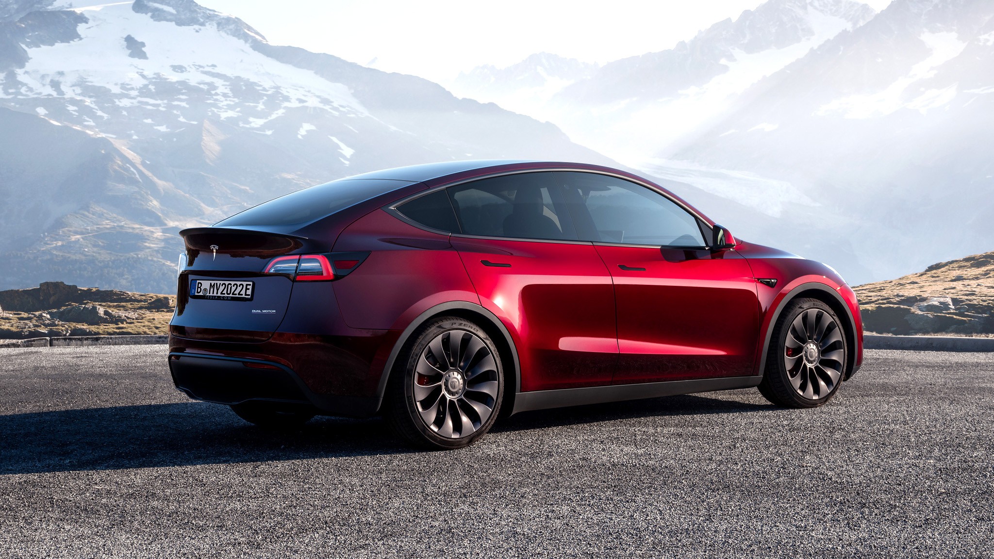 2 2025 Tesla Model Y front view