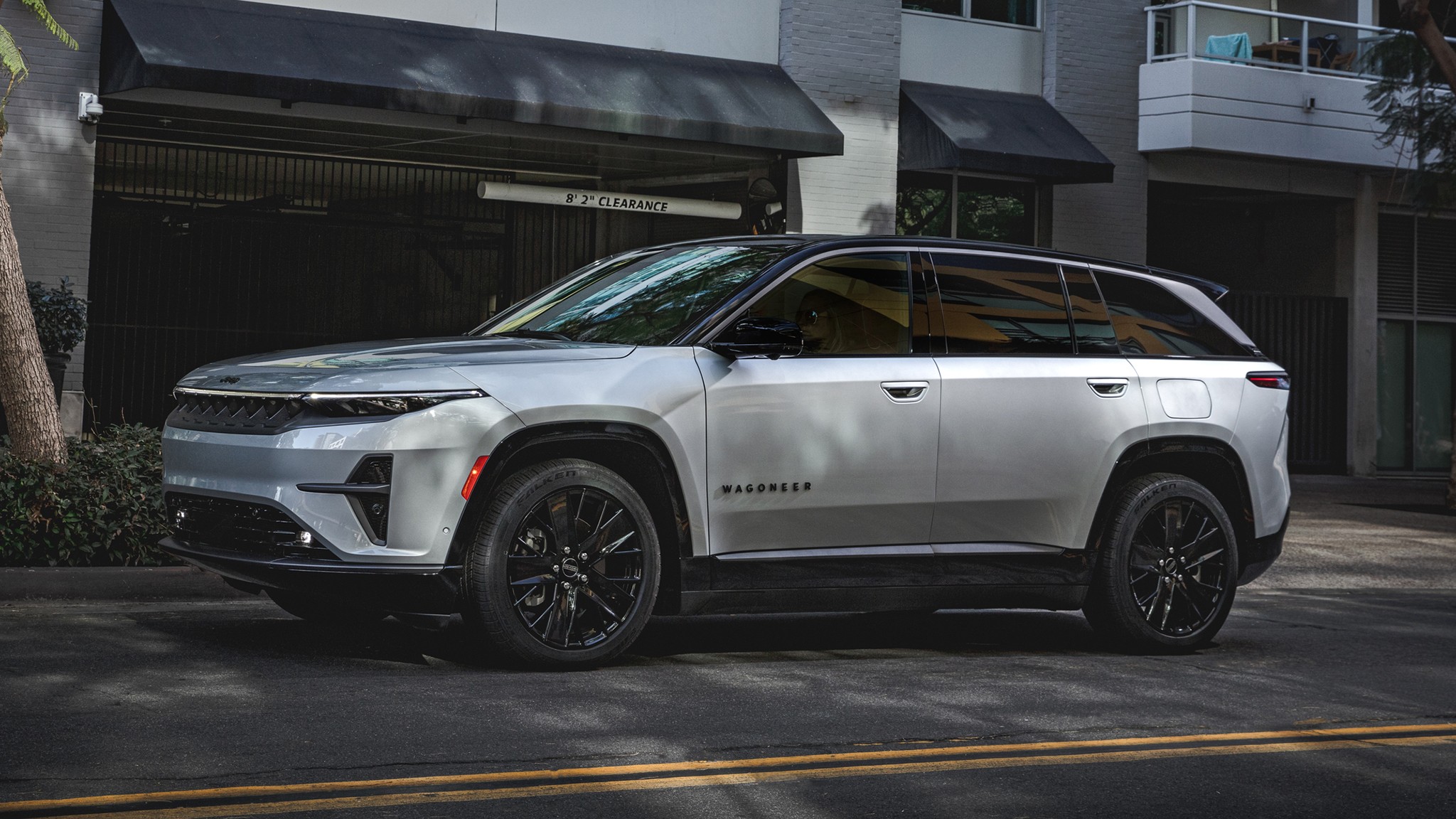 04 2025 jeep wagoneer s