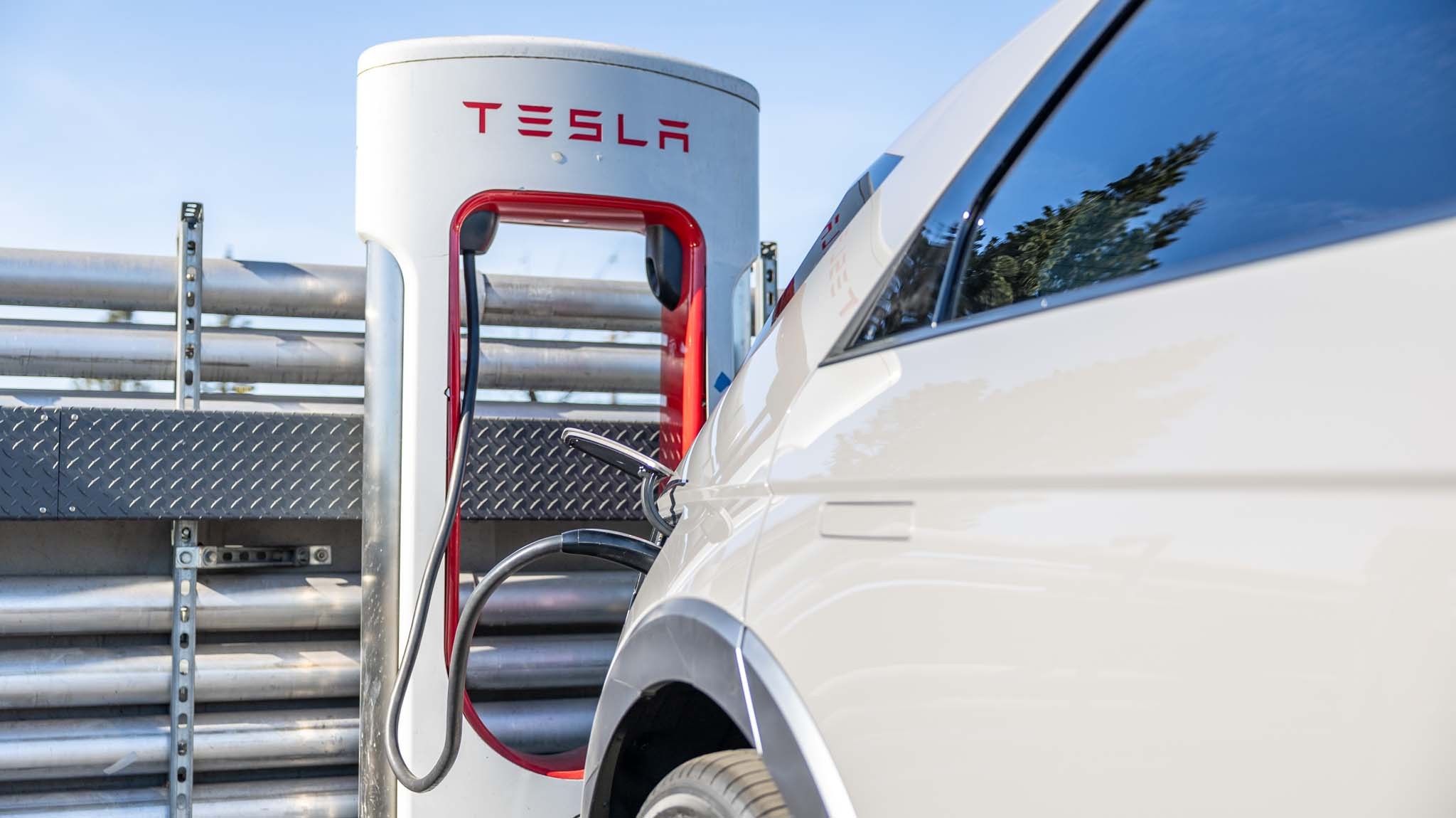 2025 Hyundai Ioniq5 4