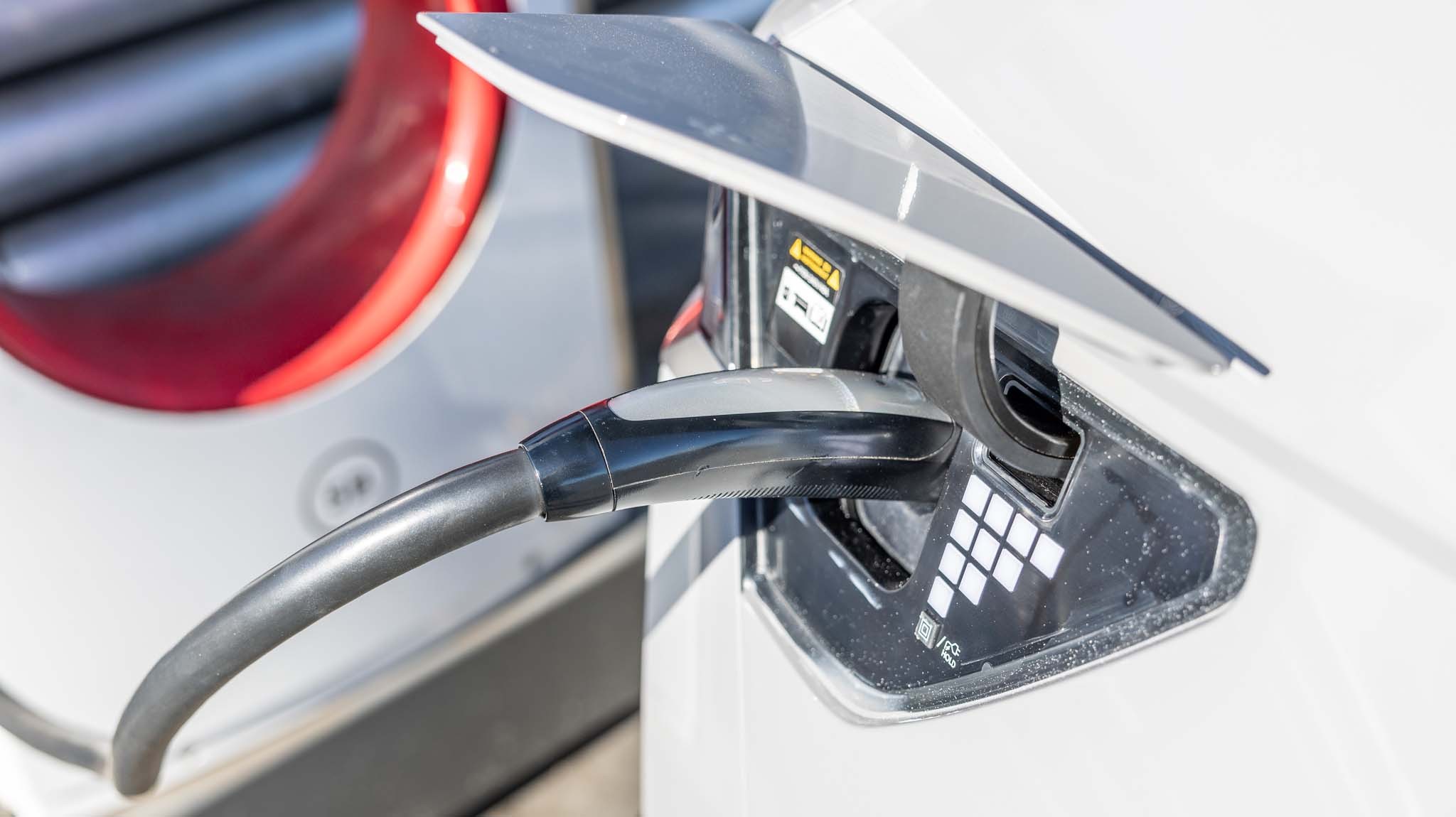 2025 Hyundai Ioniq5 9