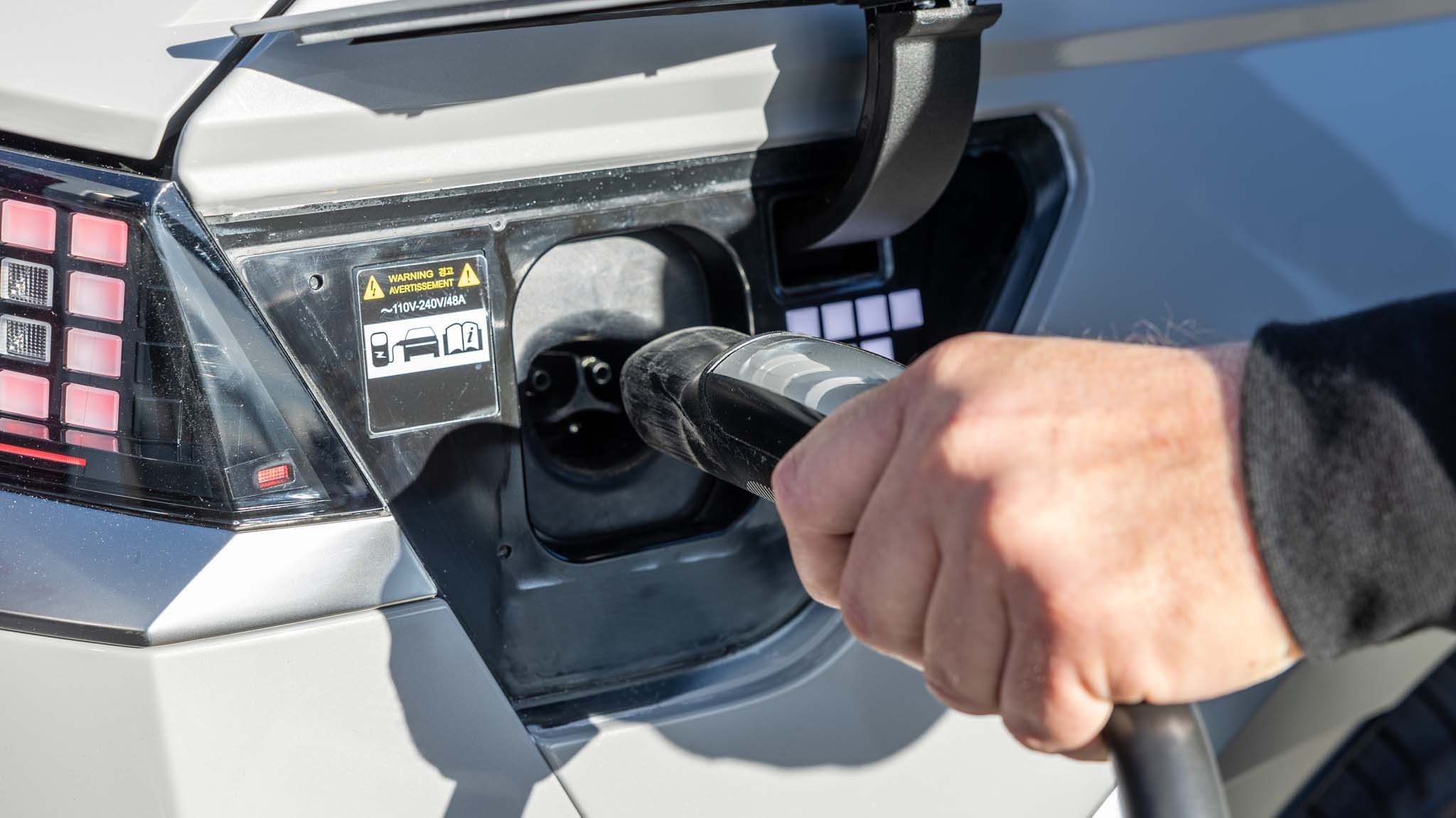 2025 Hyundai Ioniq5 18