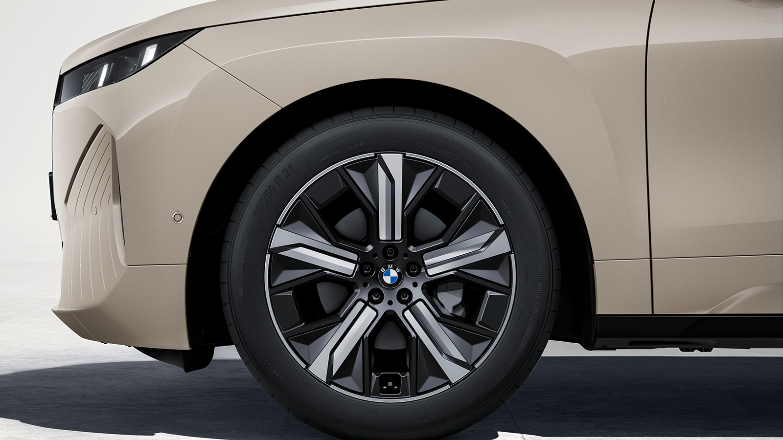 2026 BMW iX xDrive45 4