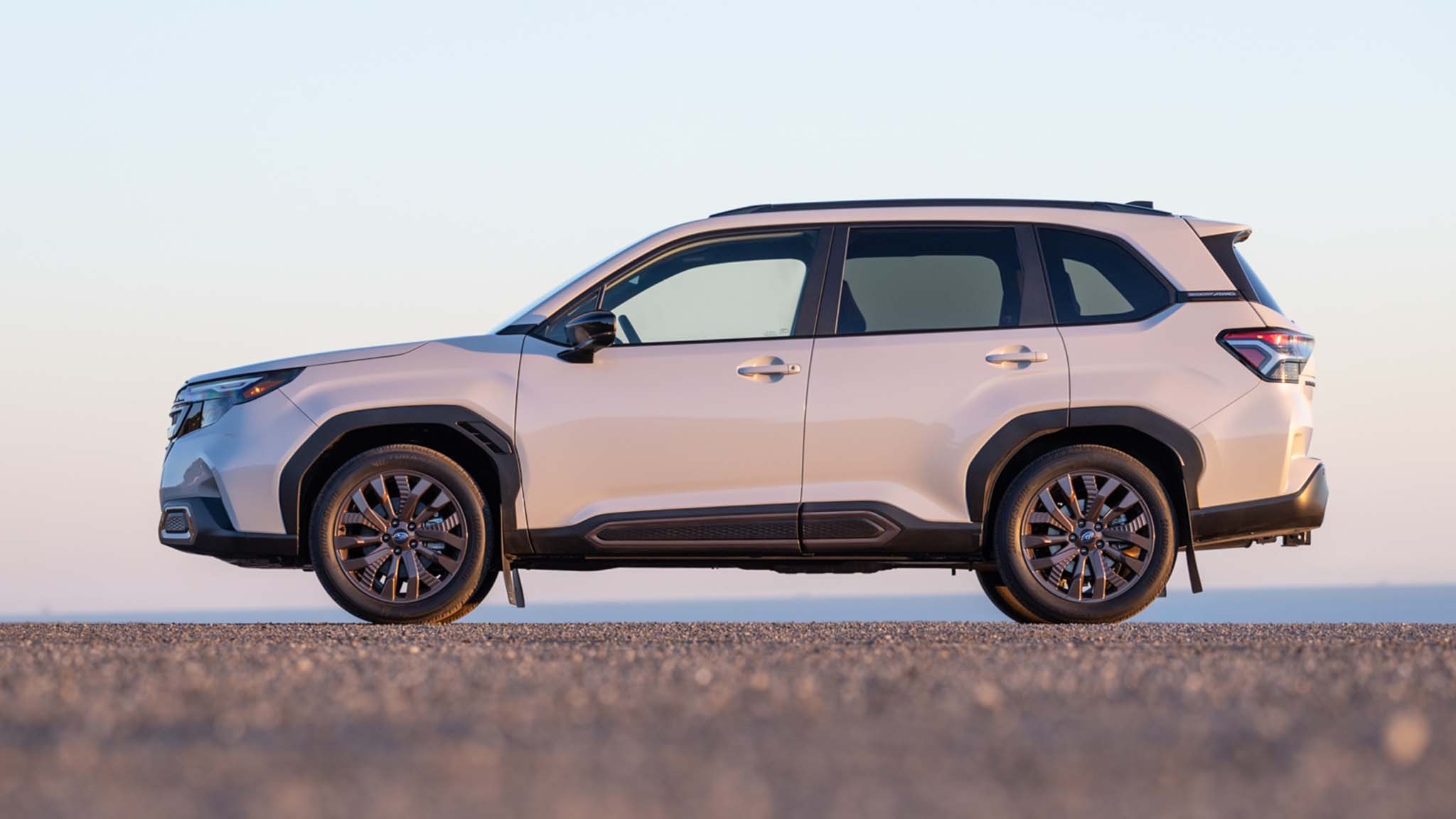 008 2025 Subaru Forester Sport Hard Side