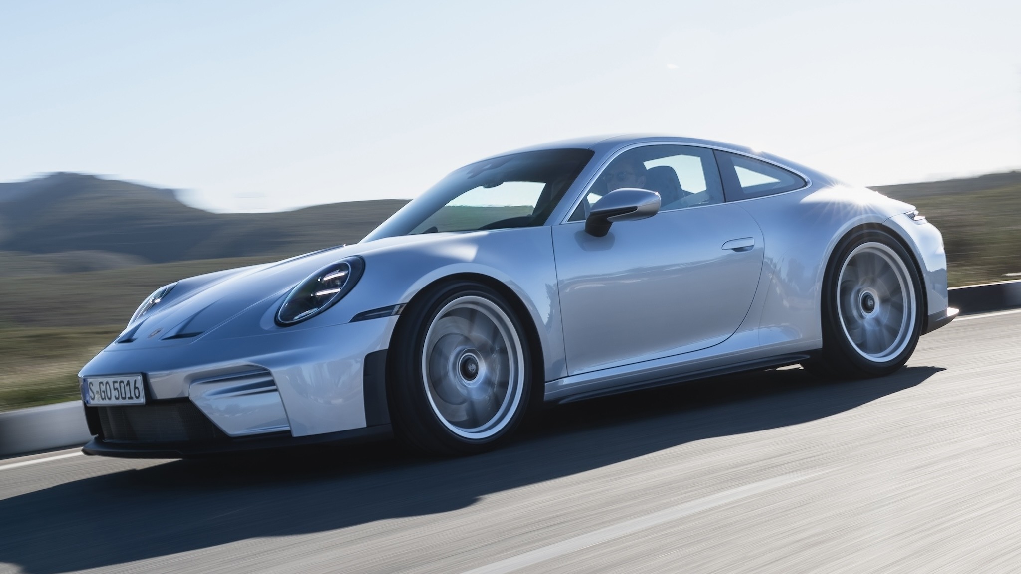 2025 Porsche 911 GT3 Touring 3