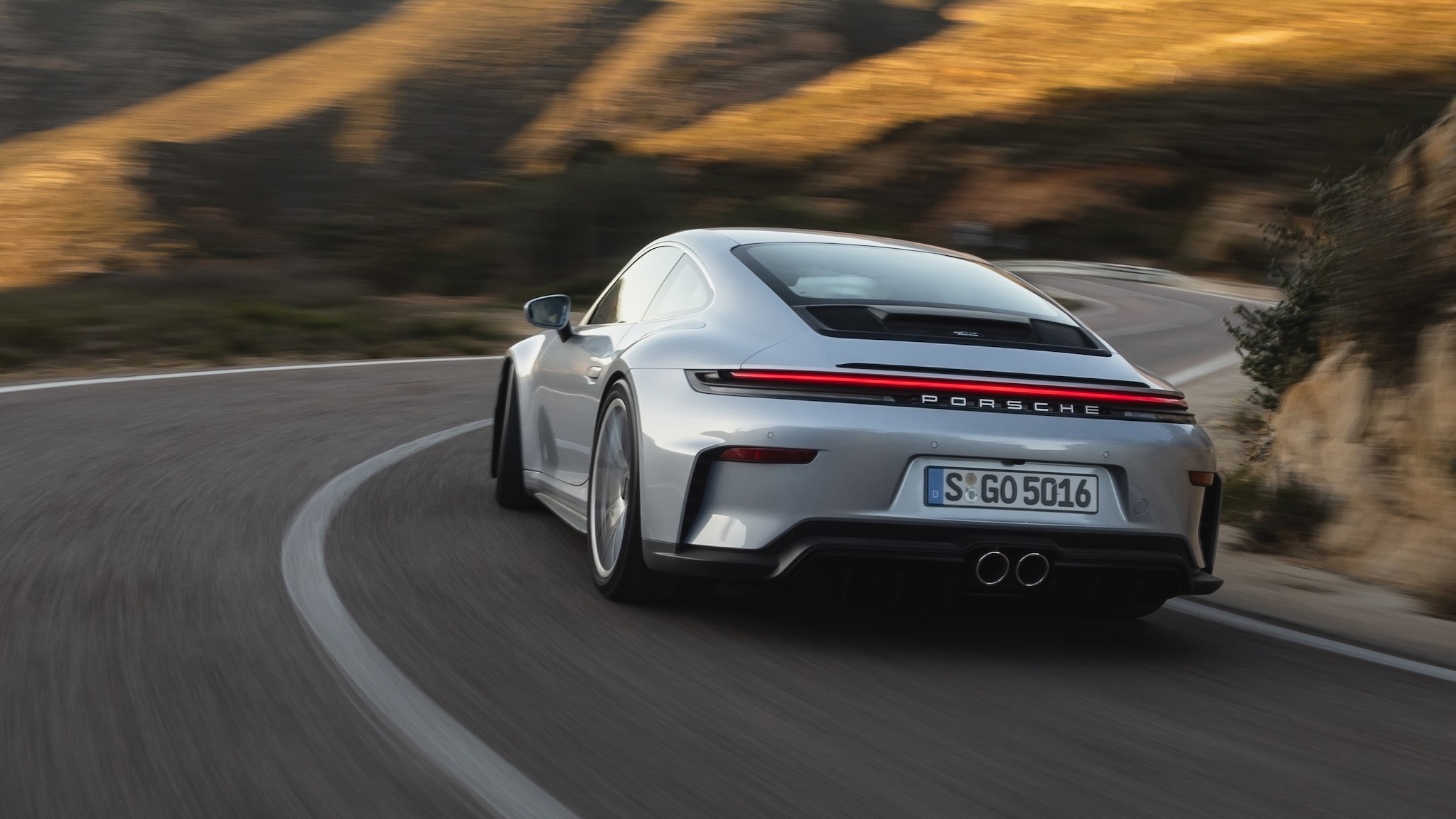 2025 Porsche 911 GT3 Touring 6